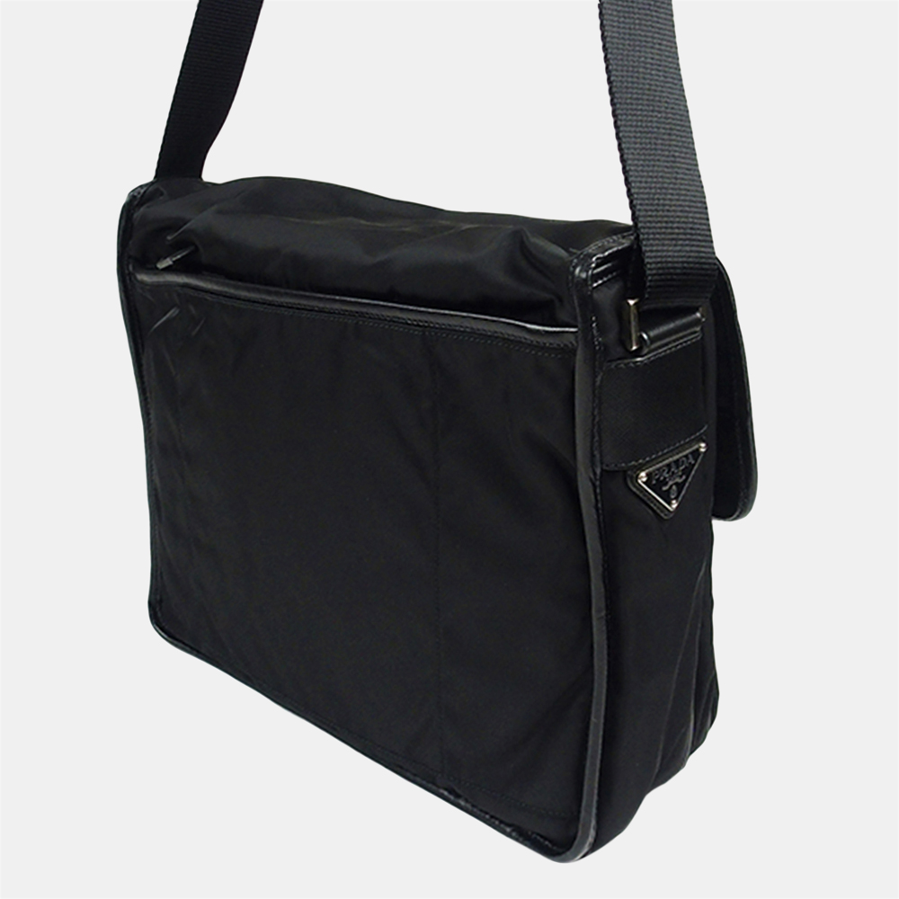 

Prada Black Tessuto Messenger