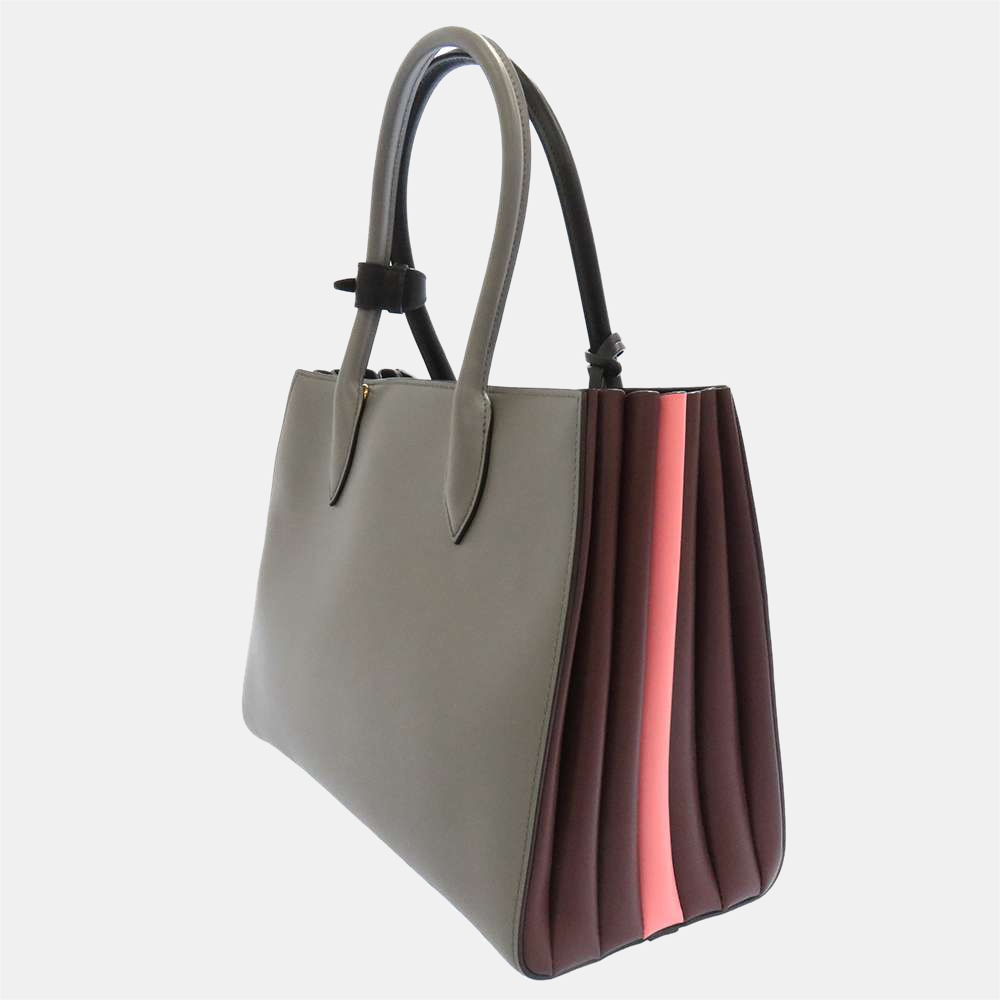 

Prada Black Leather Tote Bag