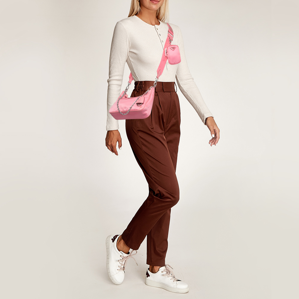 

Prada Pink Nylon and Leather Re-Edition 2005 Shoulder Bag