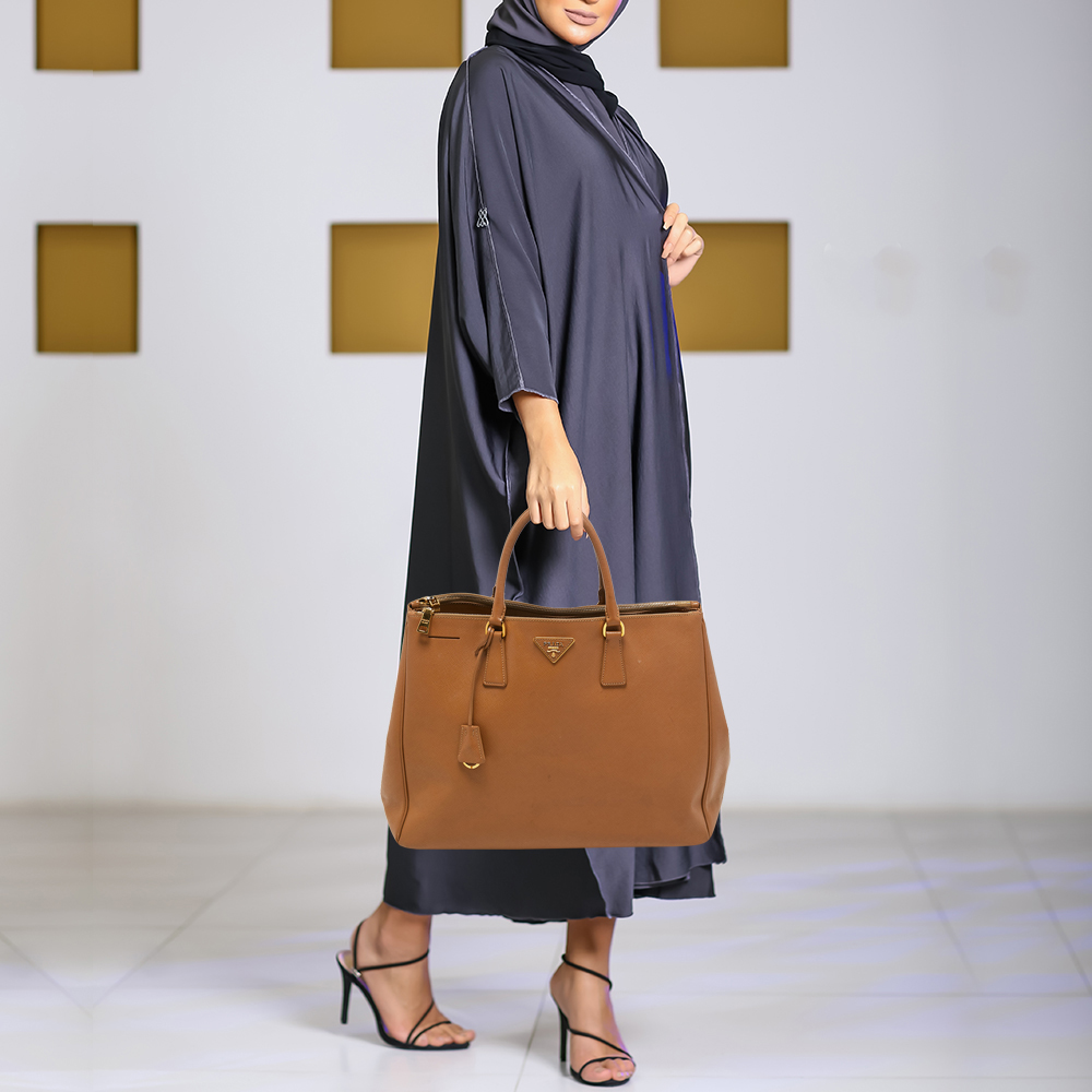

Prada Brown Saffiano Leather Large Double Zip Tote