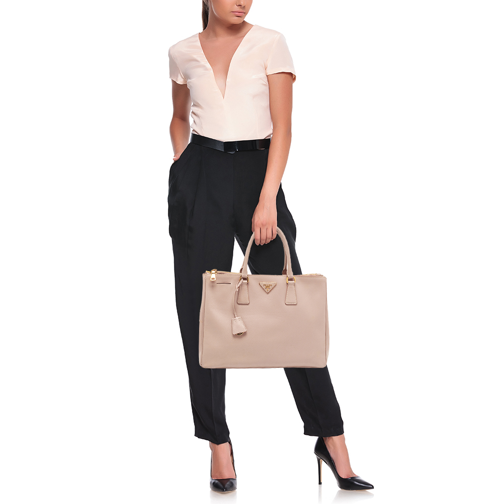 

Prada Beige Saffiano Lux Leather Large Double Zip Tote