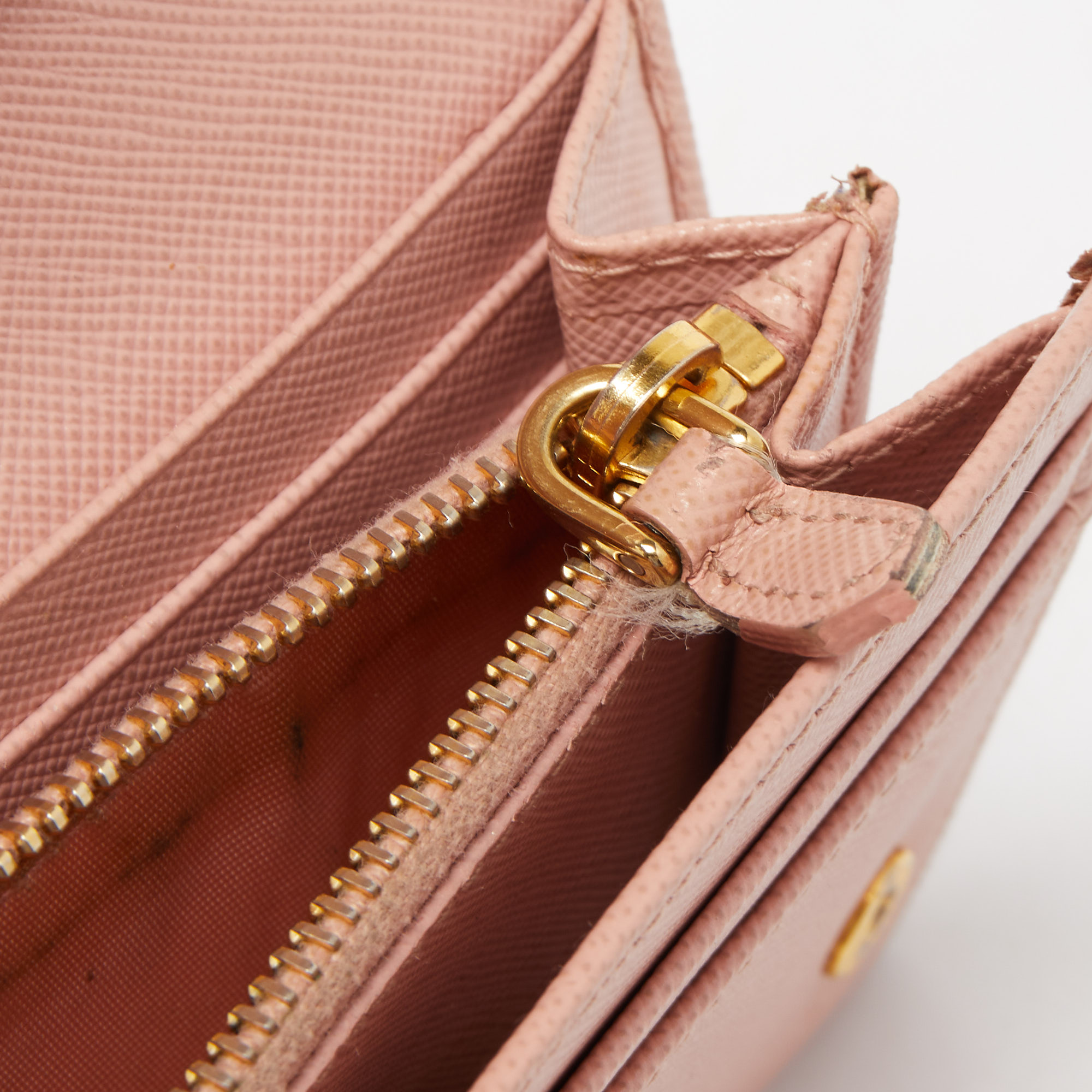 

Prada Pink Saffiano Leather Bow Continental Wallet