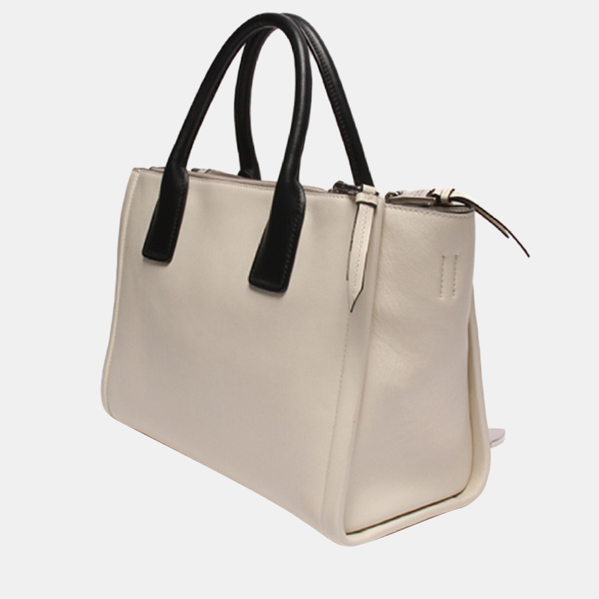 

Prada White Leather logo bag
