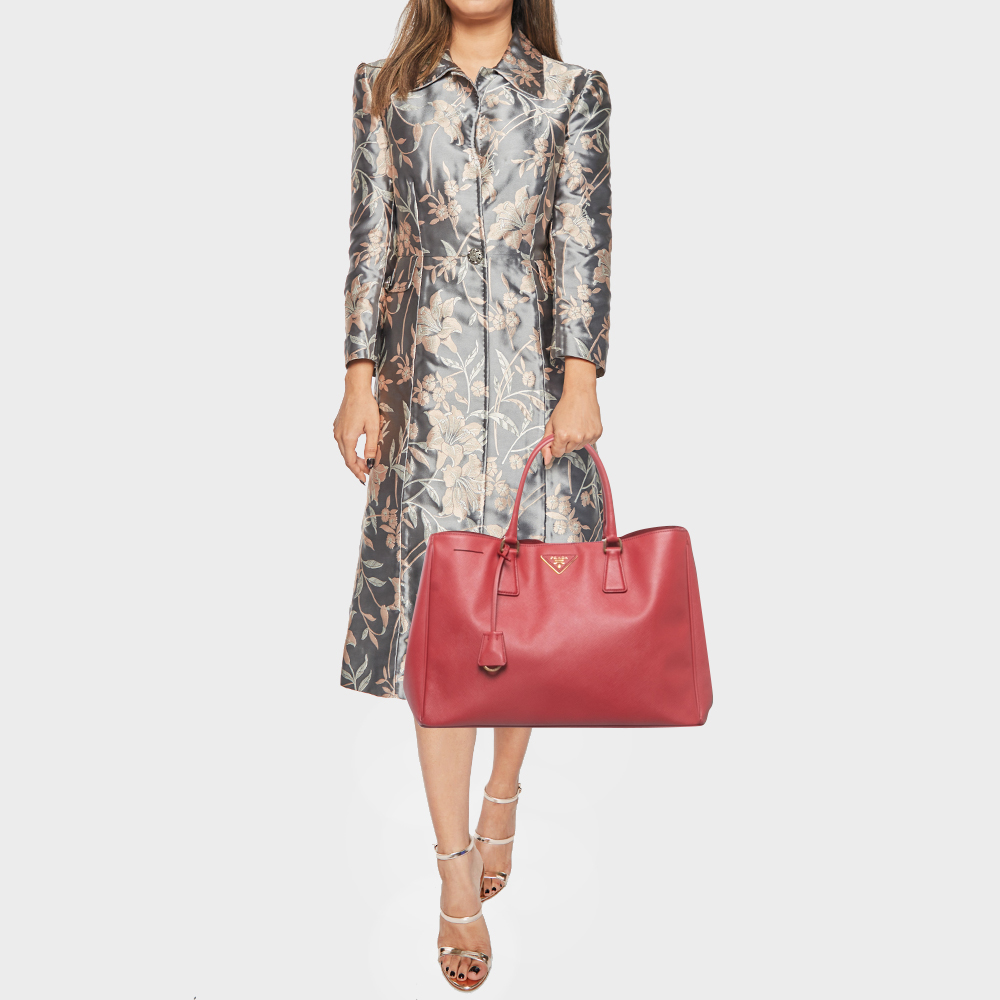 

Prada Red Saffiano Leather  Galleria Tote