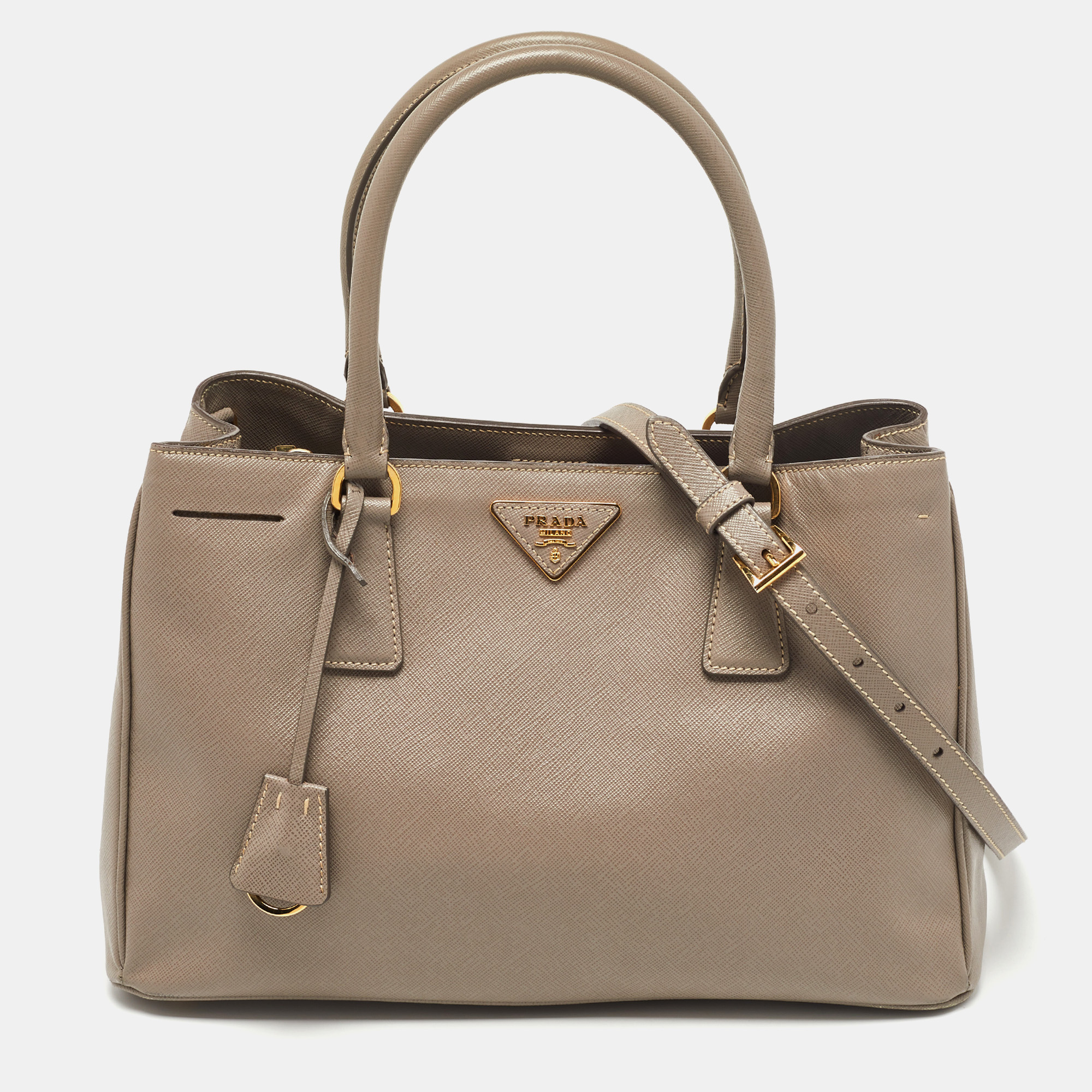 Prada Pre-Owned Saffiano Lux Handbag - Farfetch