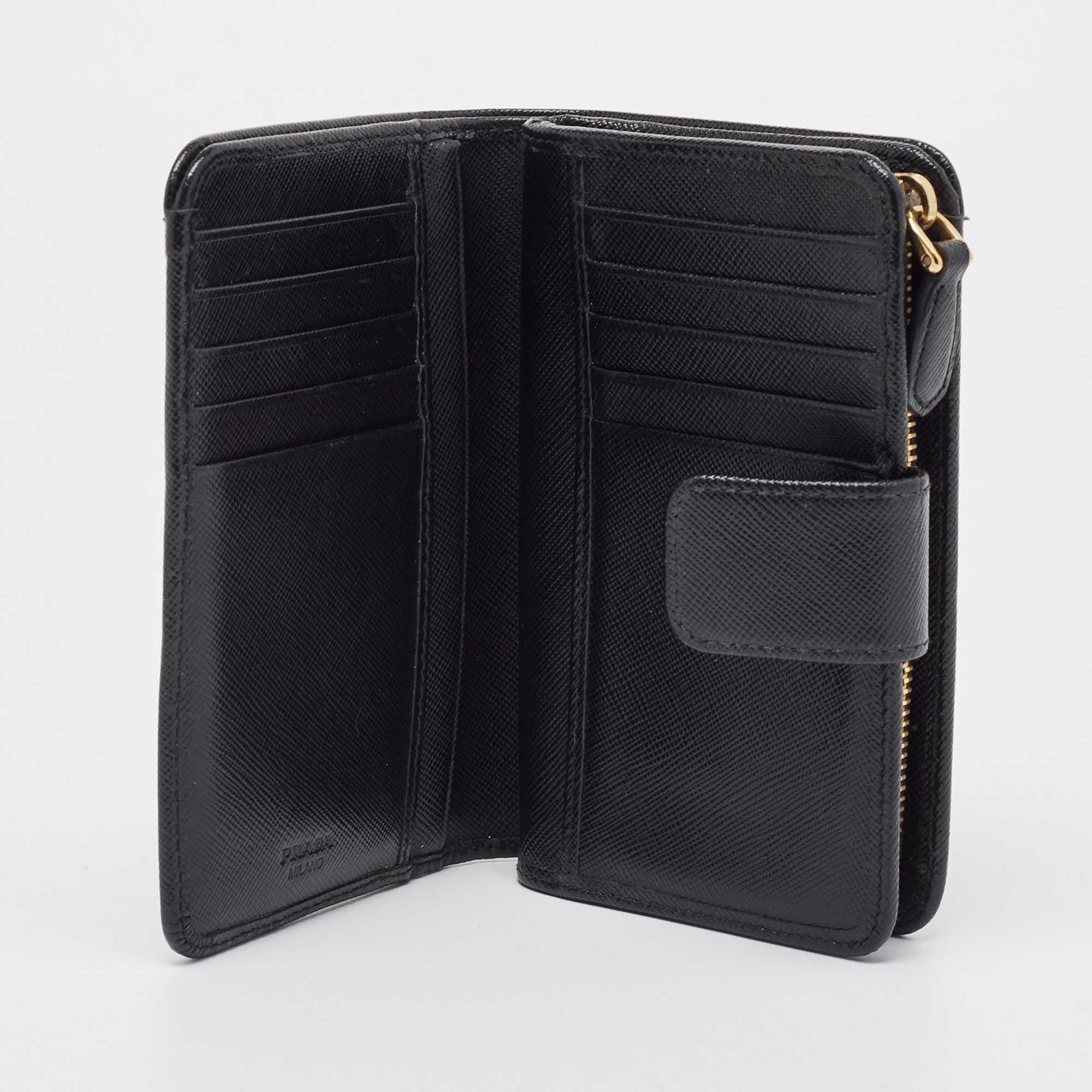 

Prada Black Saffiano Leather Lampo Wallet