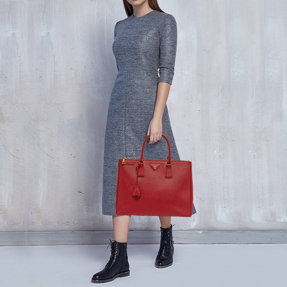 

Prada Red Saffiano Leather Large Galleria Double Zip Tote