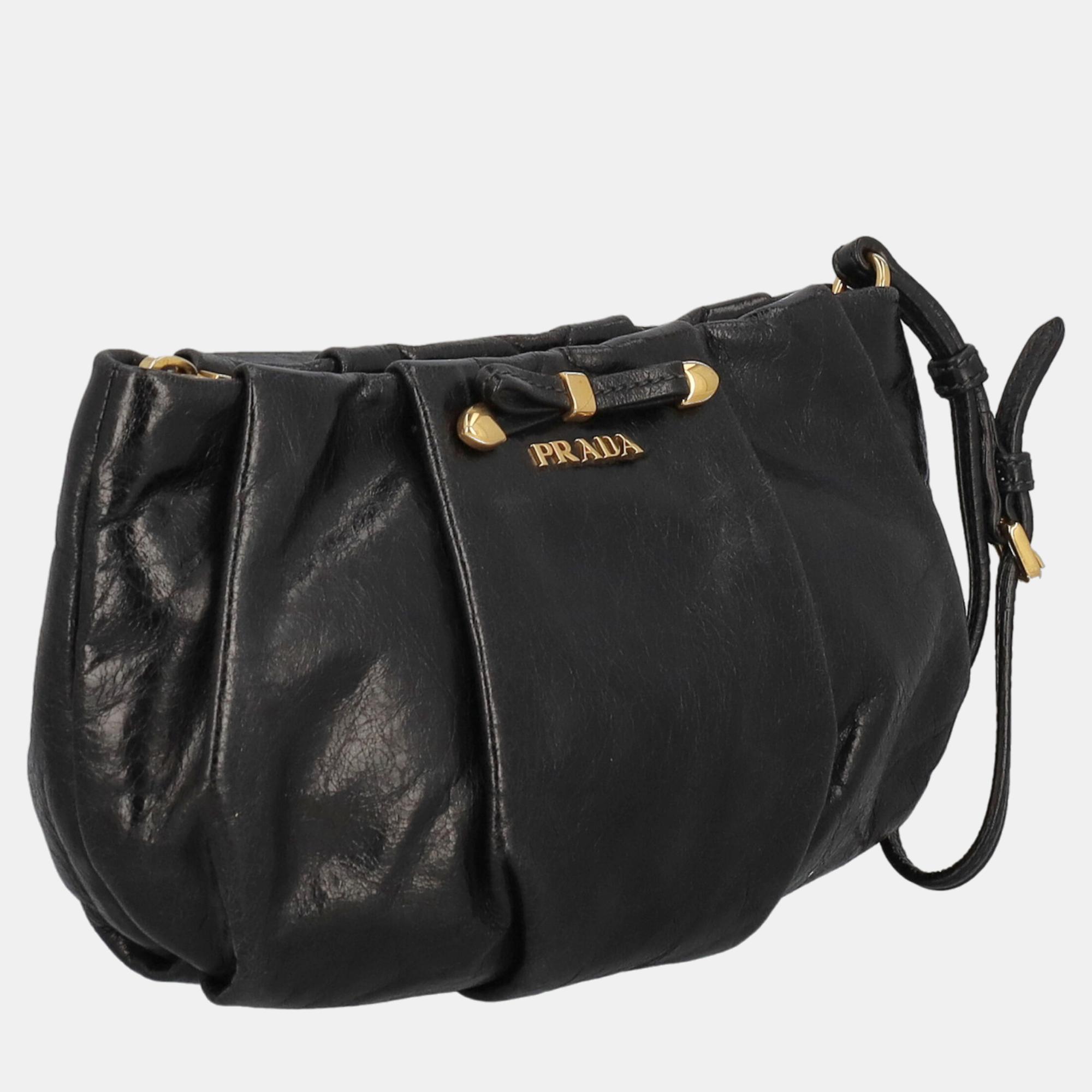 

Prada Women's Leather Clutch Bag - Black