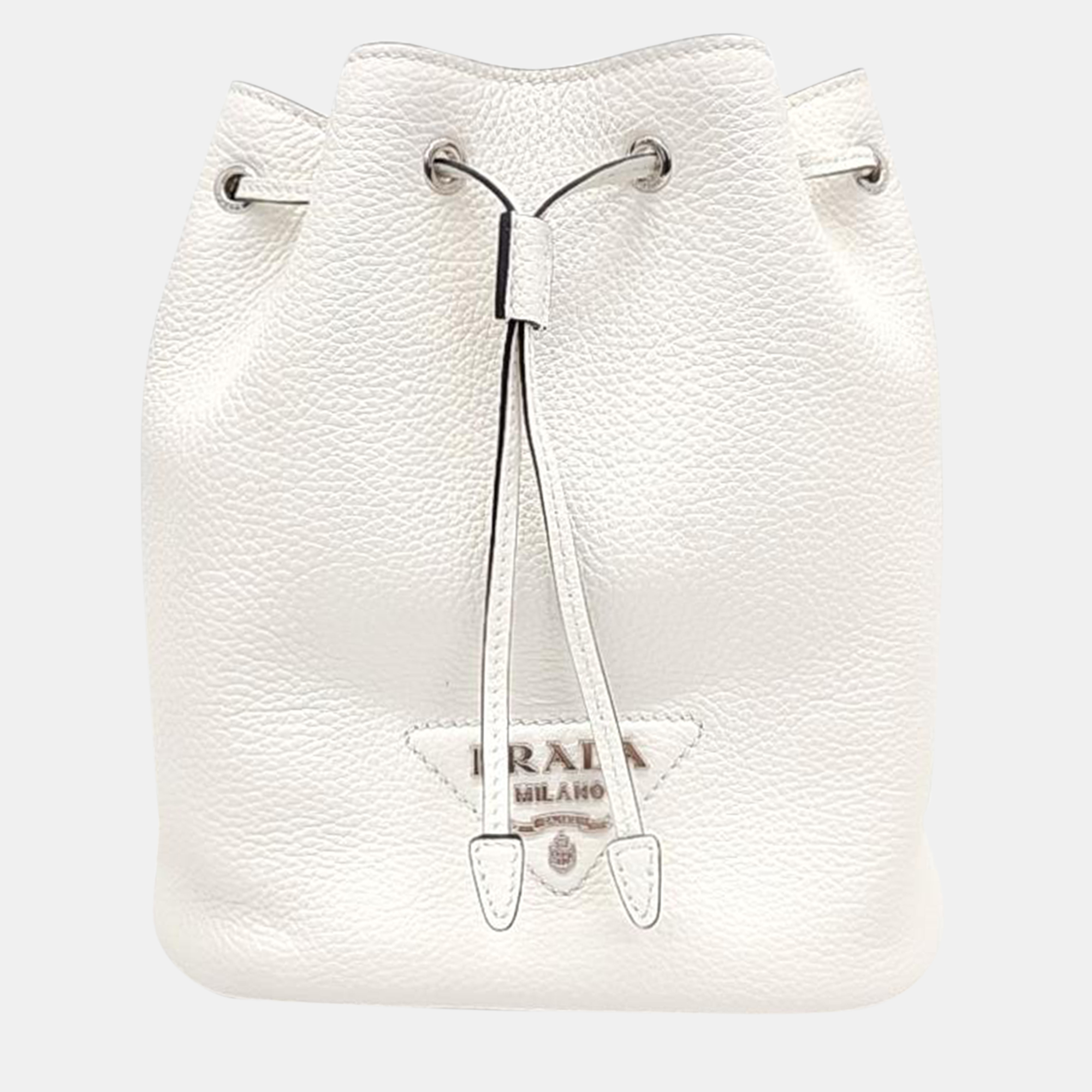 Pre-owned Prada Vitello Daino Bucket Bag (1be060) In White