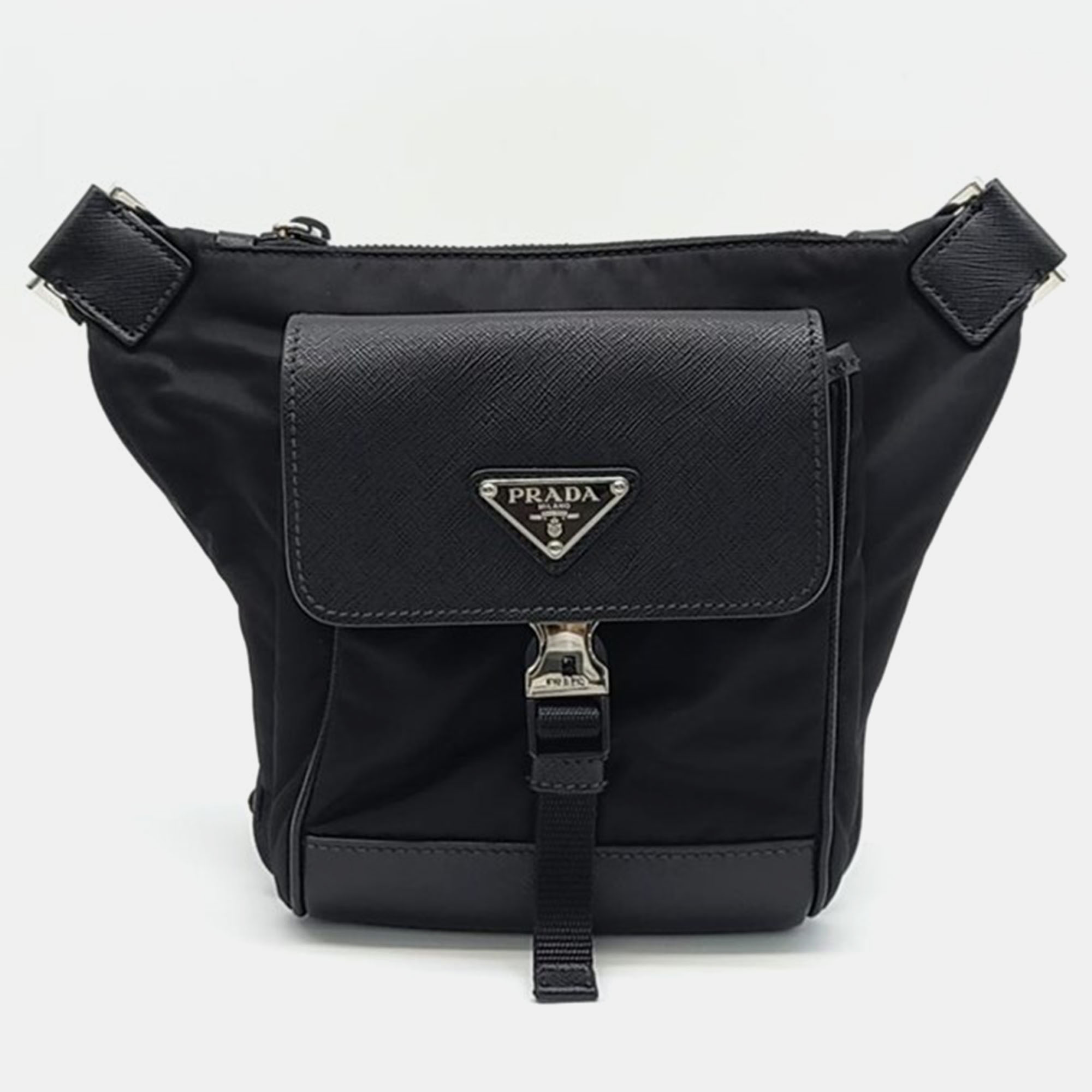 Pre-owned Prada Messenger Bag In Black