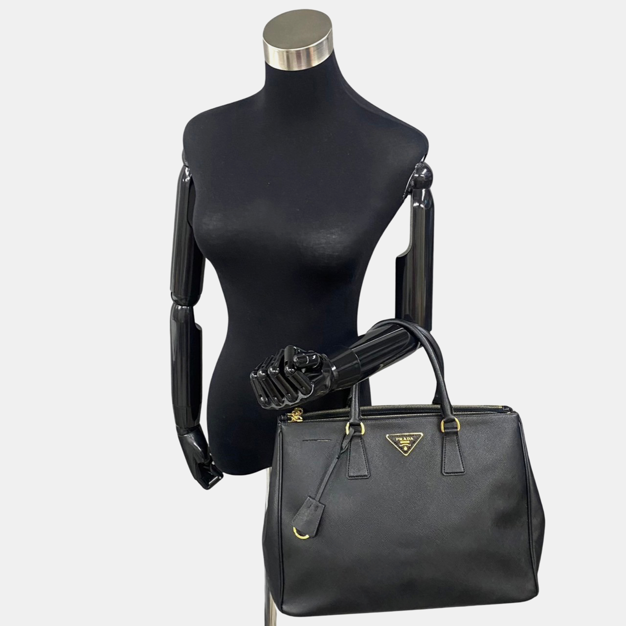 

Prada Black Leather Saffiano Double Zip Galleria Tote Bag