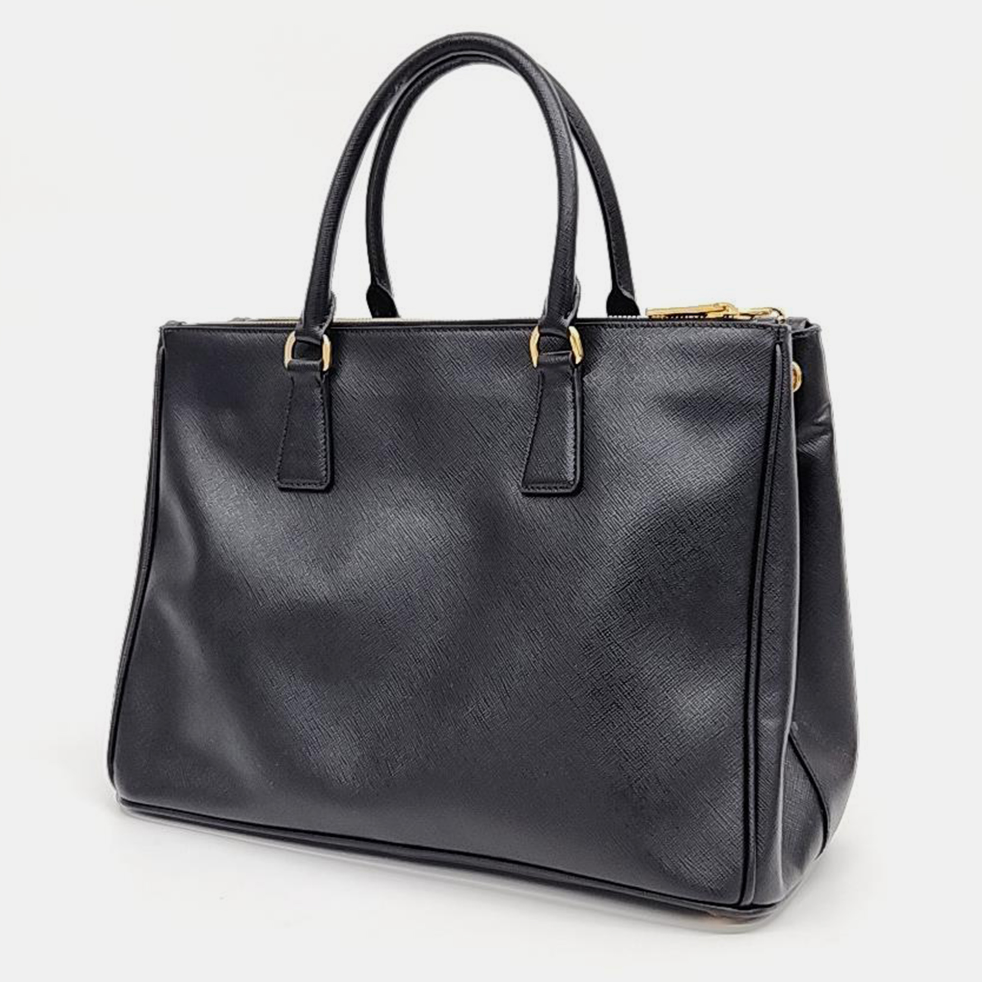 

Prada Saffiano Lux Tote and Shoulder Bag(BN2274), Black