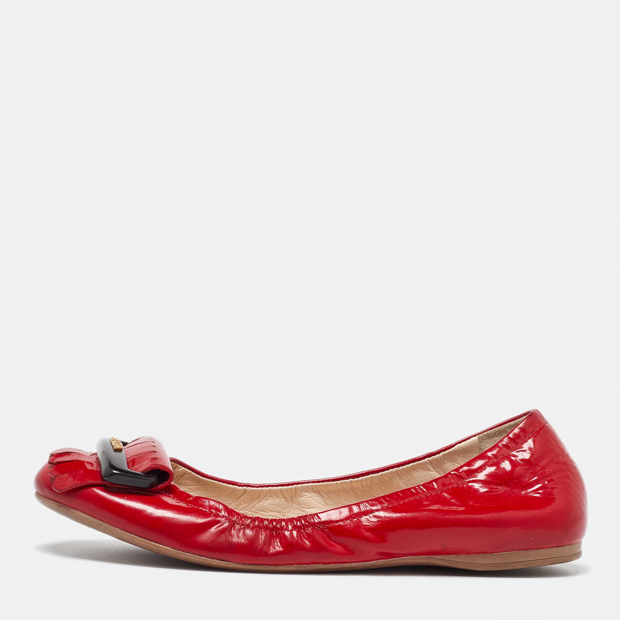 

Prada Red Patent Leather Fringe Scrunch Ballet Flats Size