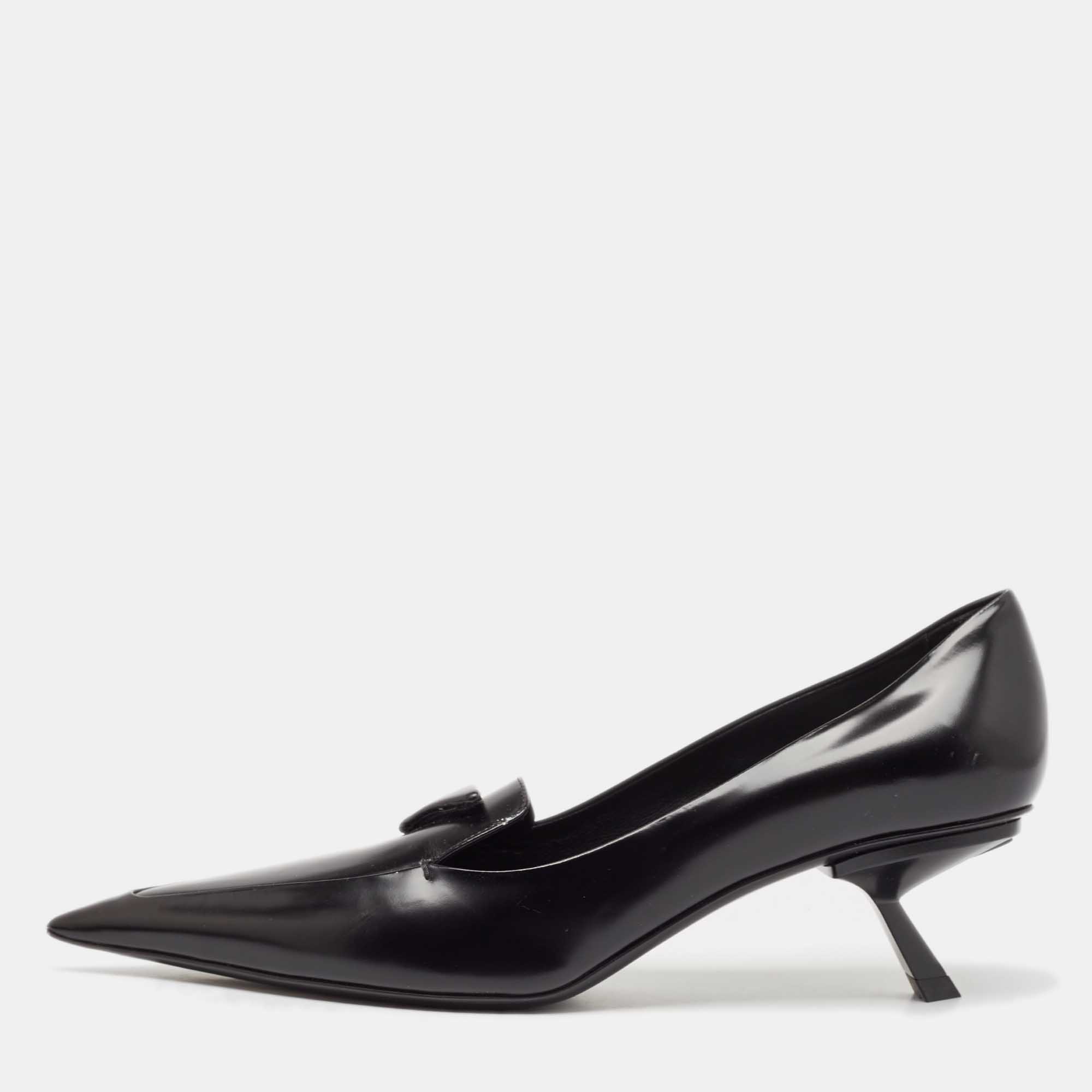 

Prada Black Leather Bow Pointed Toe Pumps Size