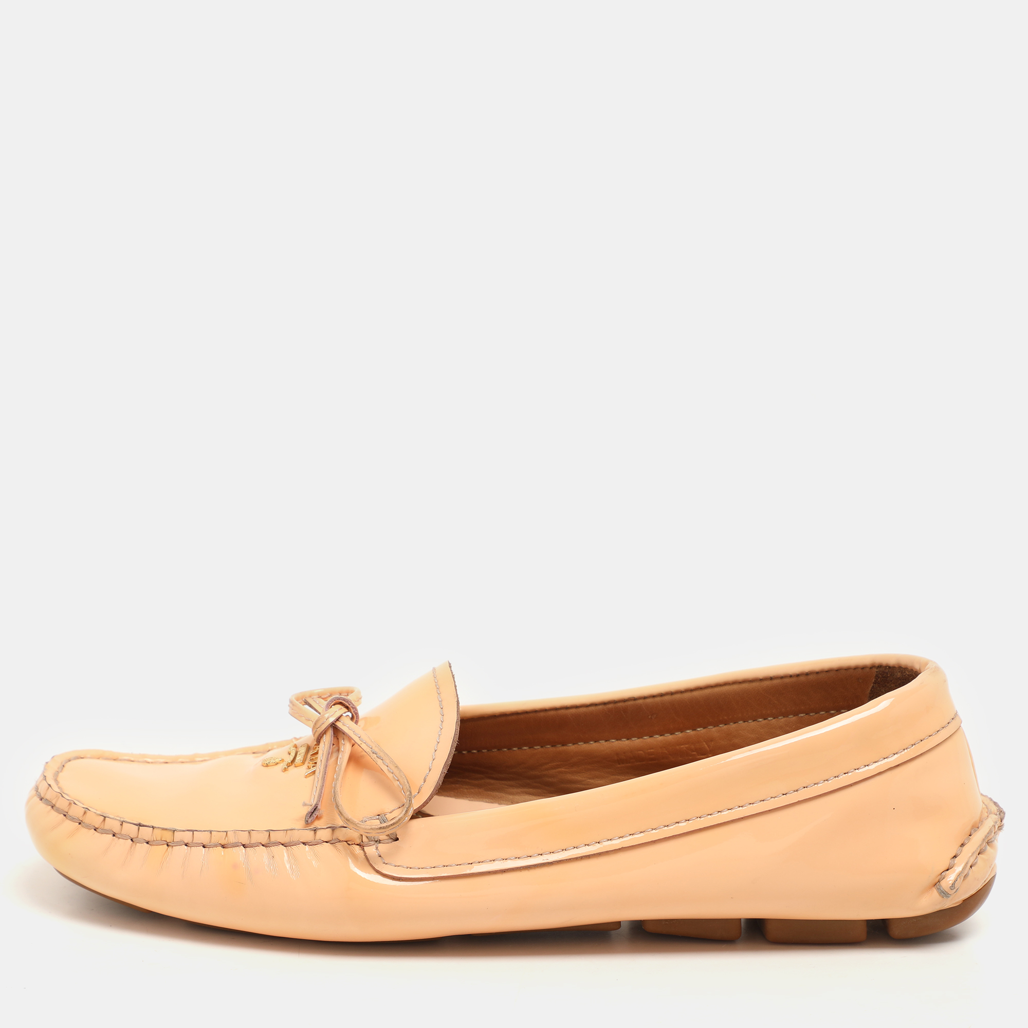 

Prada Peach Patent Leather Logo Loafers Size, Pink