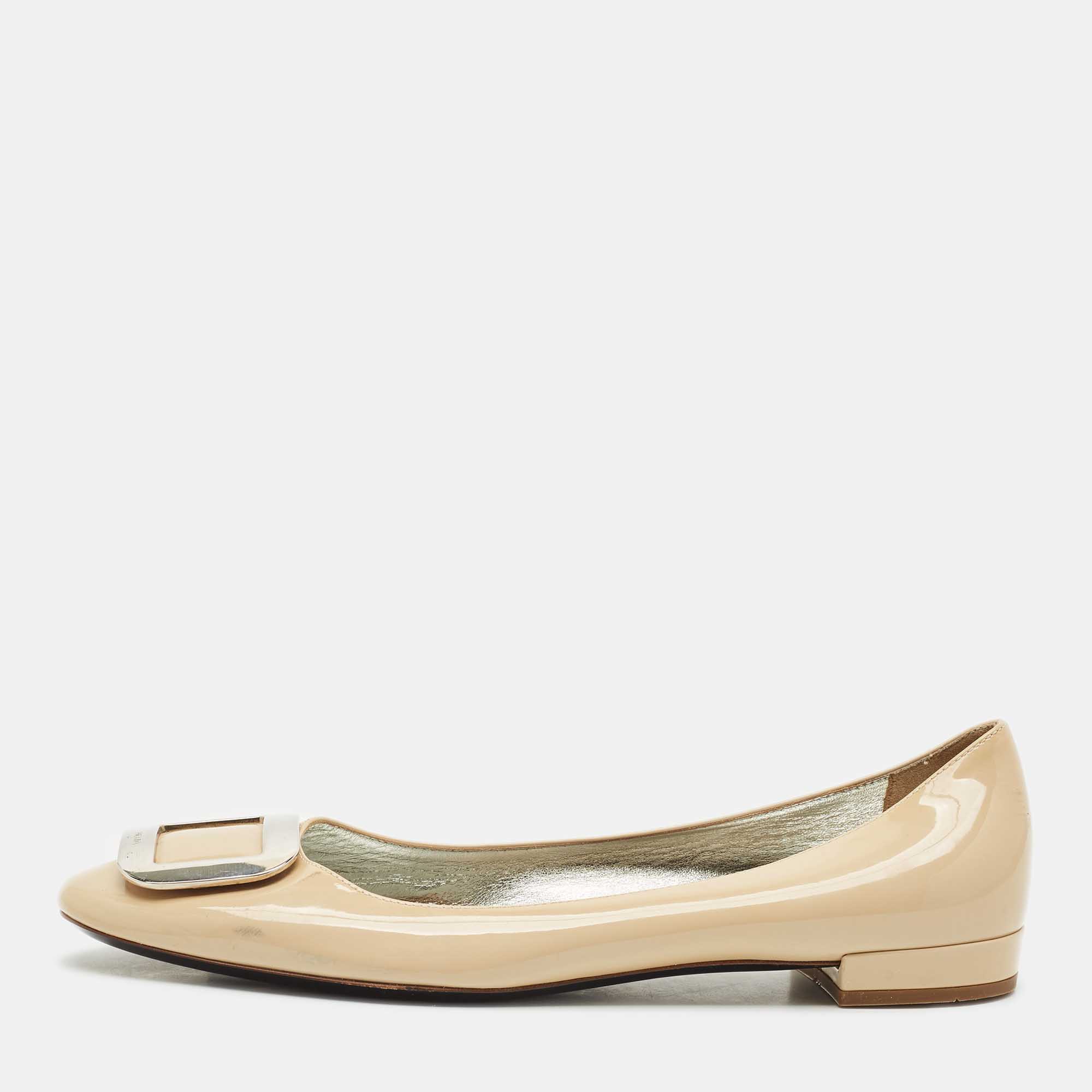 

Prada Beige Patent Leather Ballet Flats Size