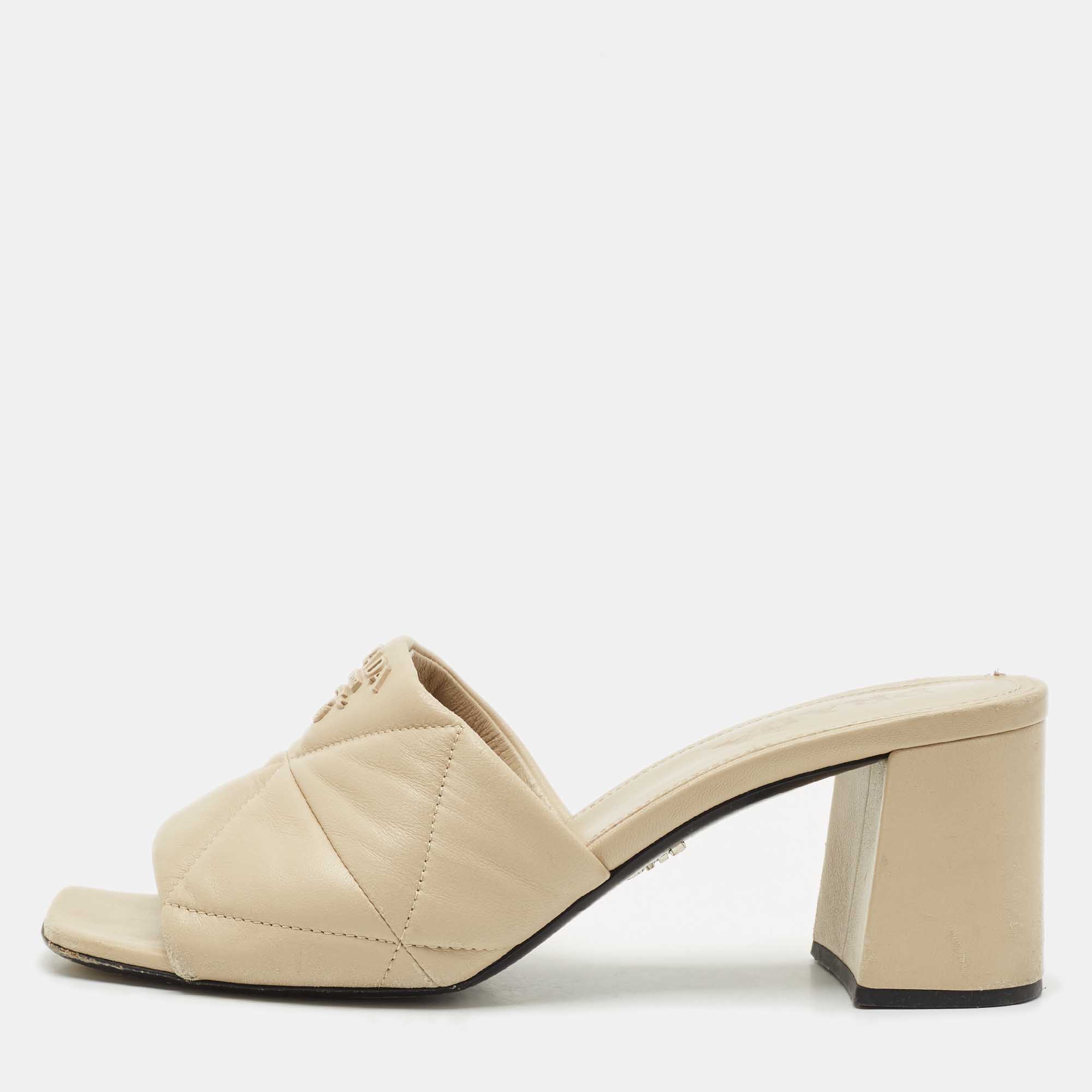 

Prada Beige Quilted Leather Logo Slide Sandals Size