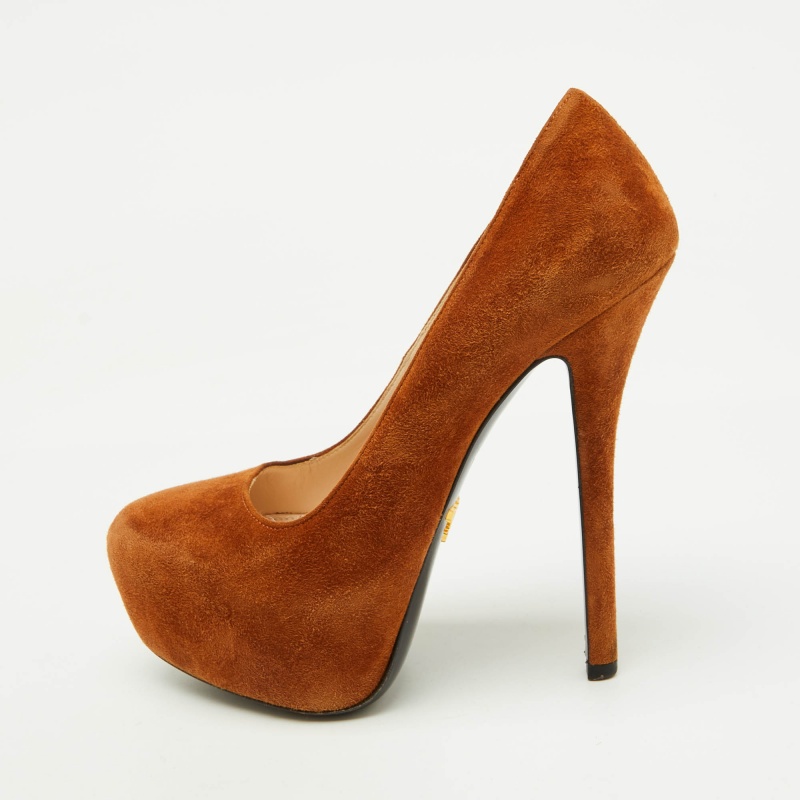 

Prada Brown Suede Round Toe Platform Pumps Size