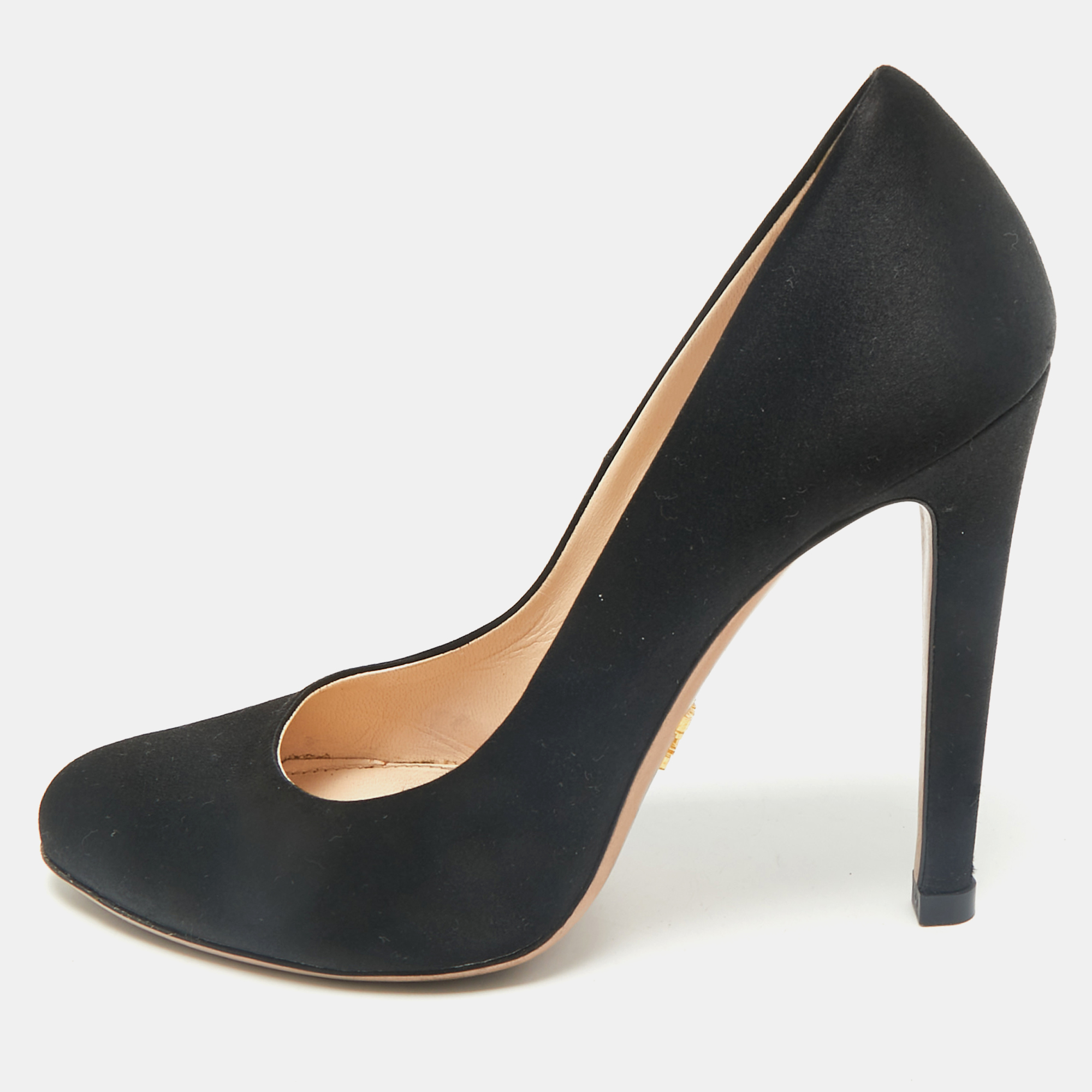 

Prada Black Satin Round Toe Pumps Size