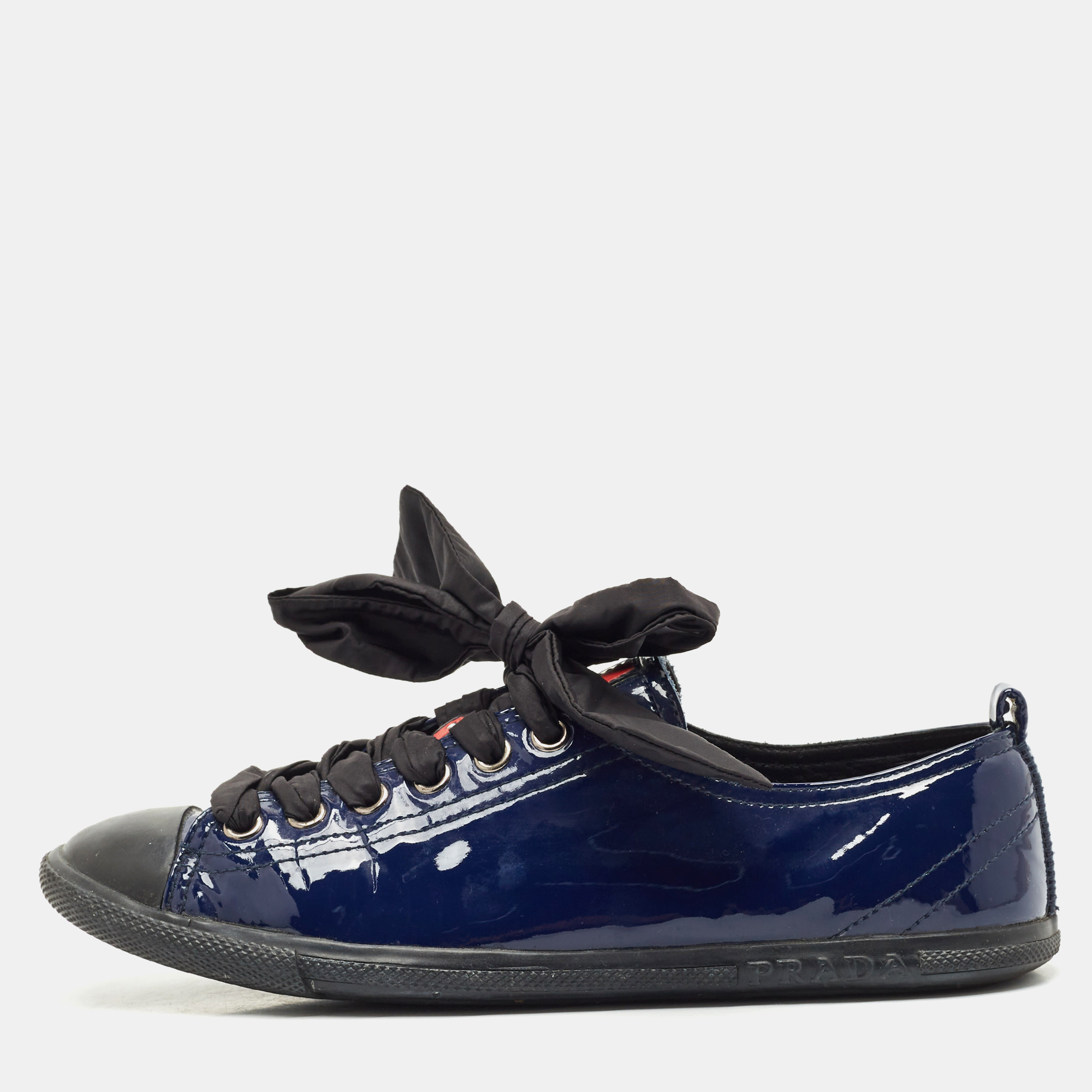 

Prada Black/Blue Leather And Patent Leather Lace Up Sneakers Size