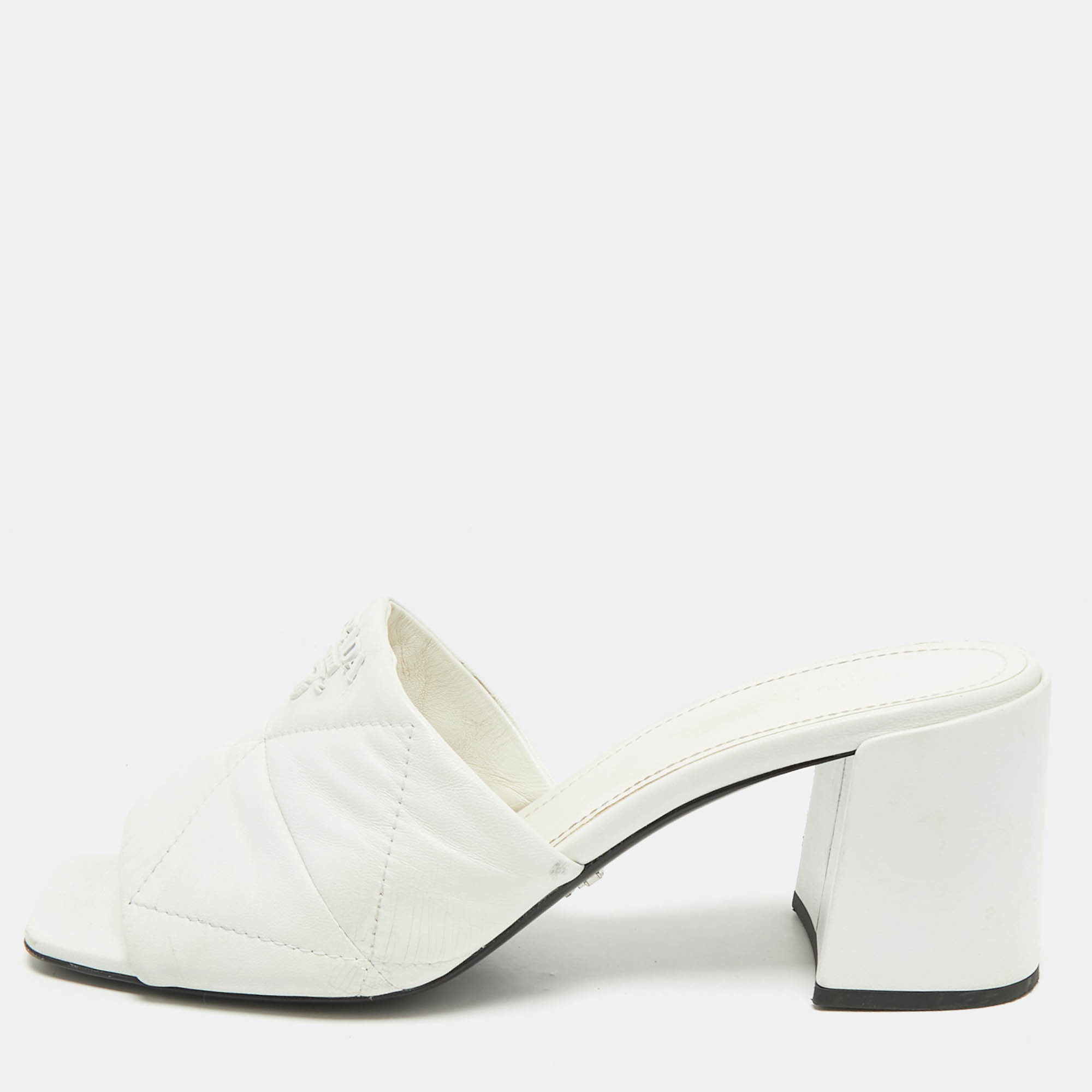 

Prada White Quilted Leather Slide Sandals Size