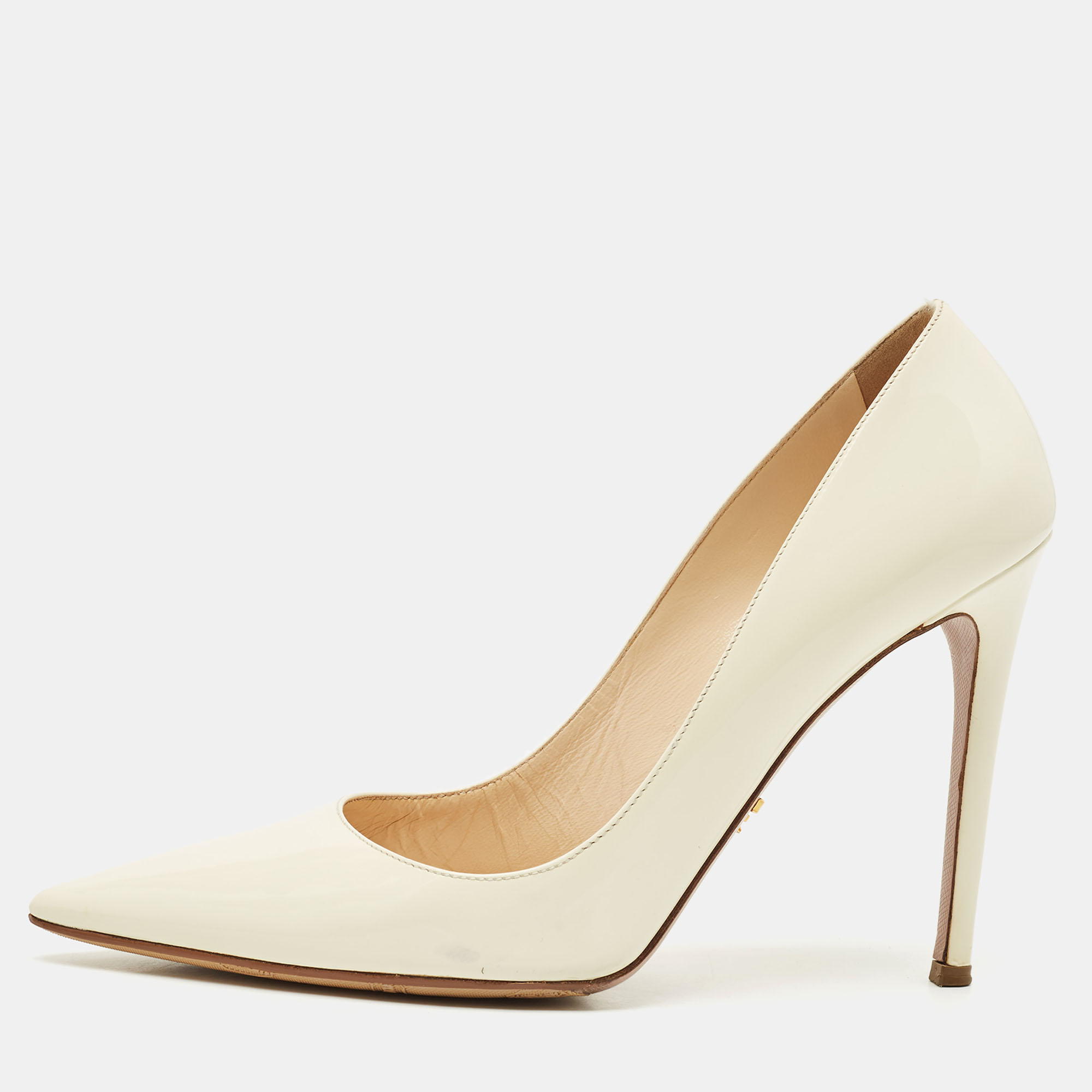 

Prada Cream Patent Leather Pointed Toe Pumps Size