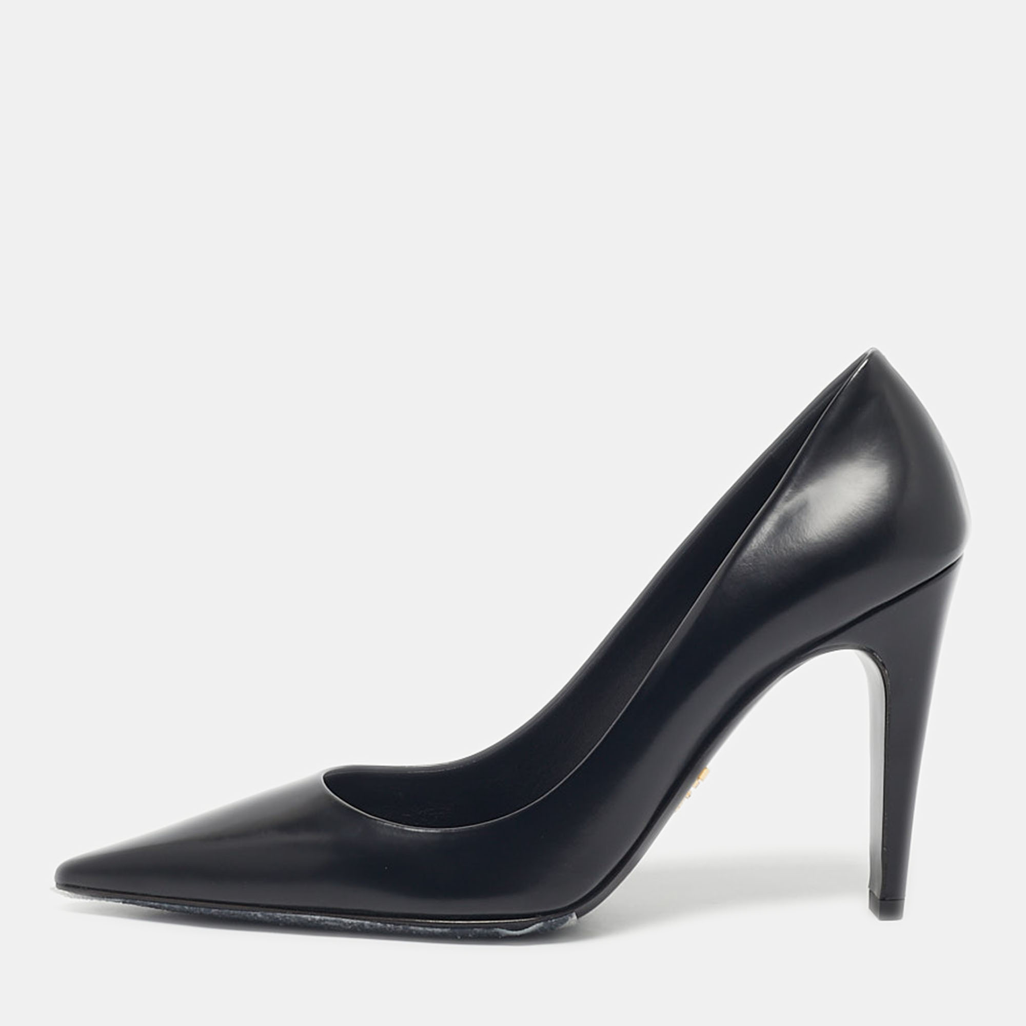 Pre-owned Prada Black Leather Pointed Toe Pumps Size 38