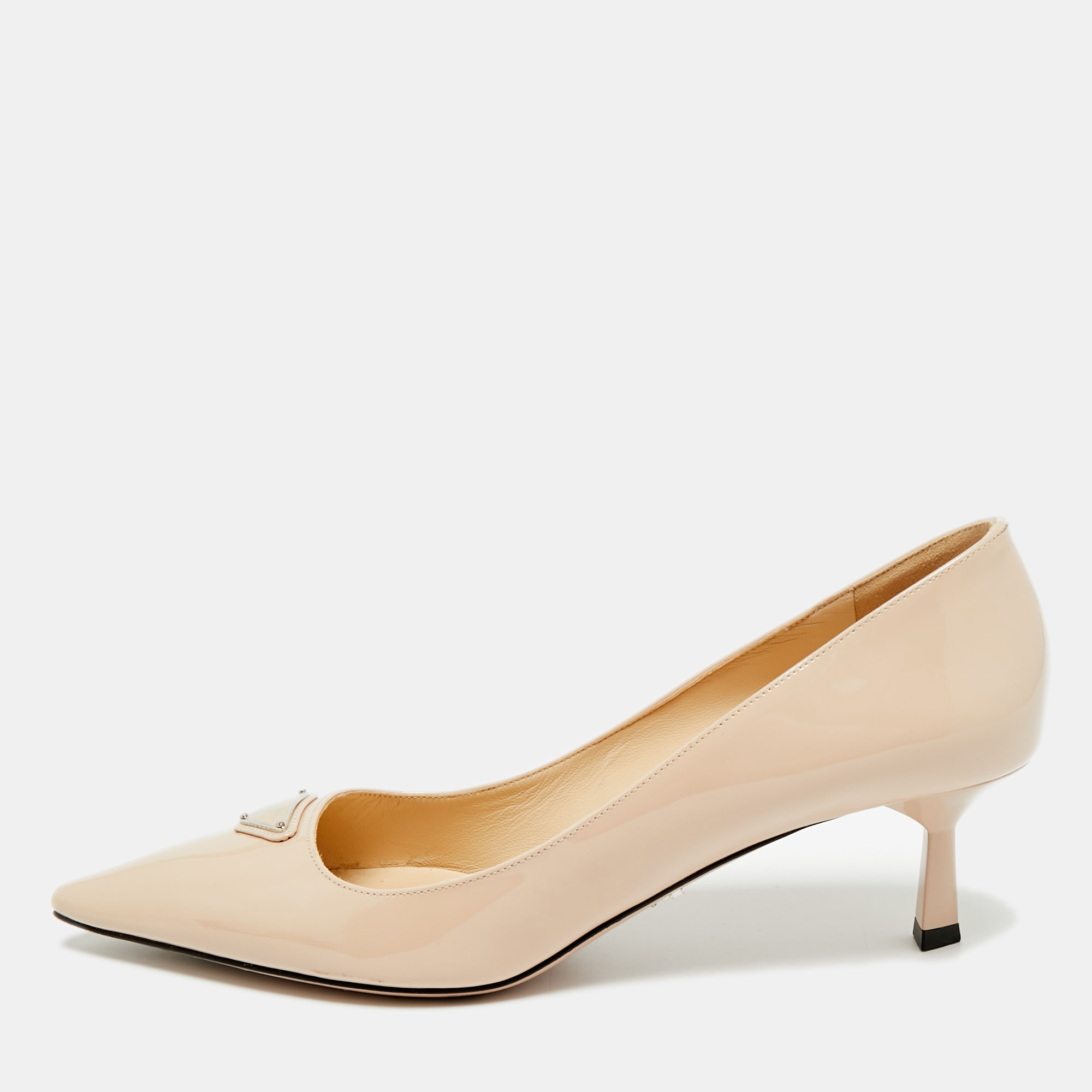 

Prada Size  Beige Patent Leather Pointed Toe Pumps