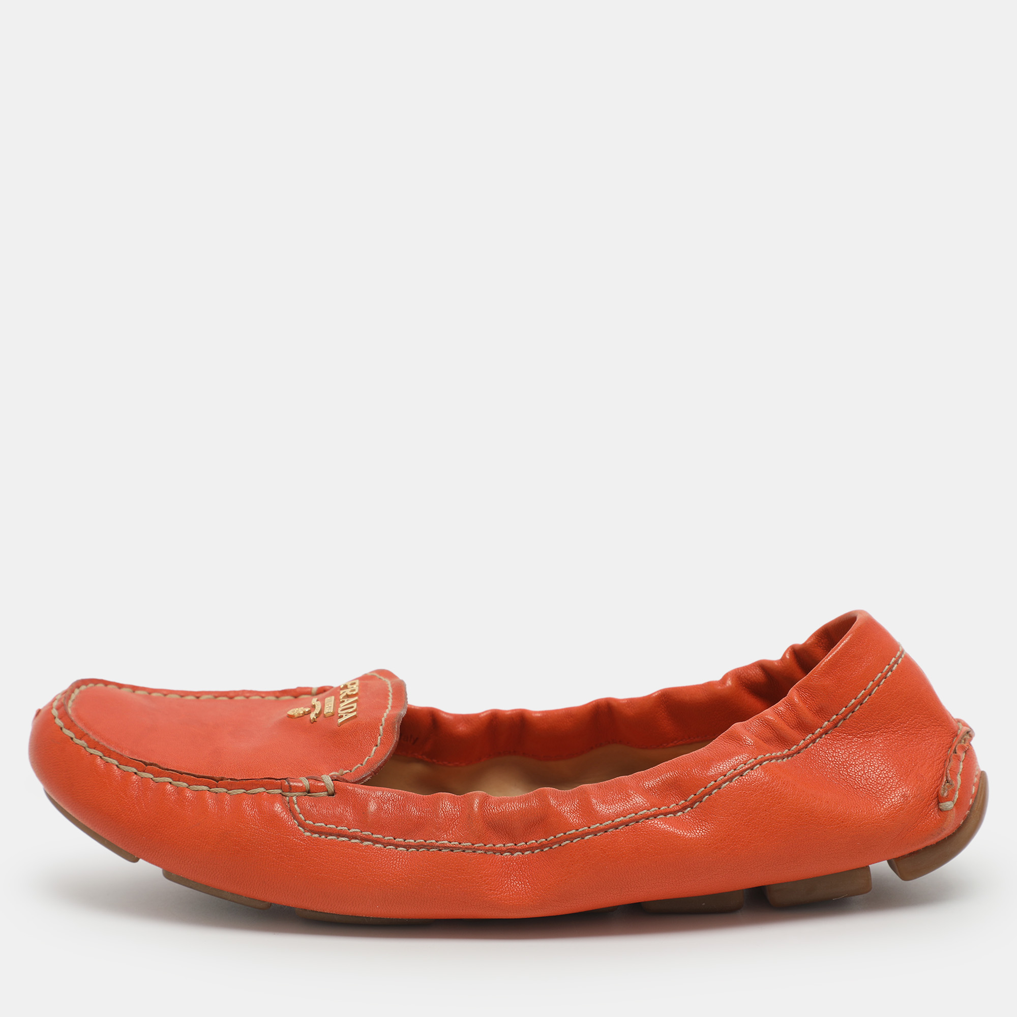 

Prada Size 37.5 Orange Leather Scrunch Loafers