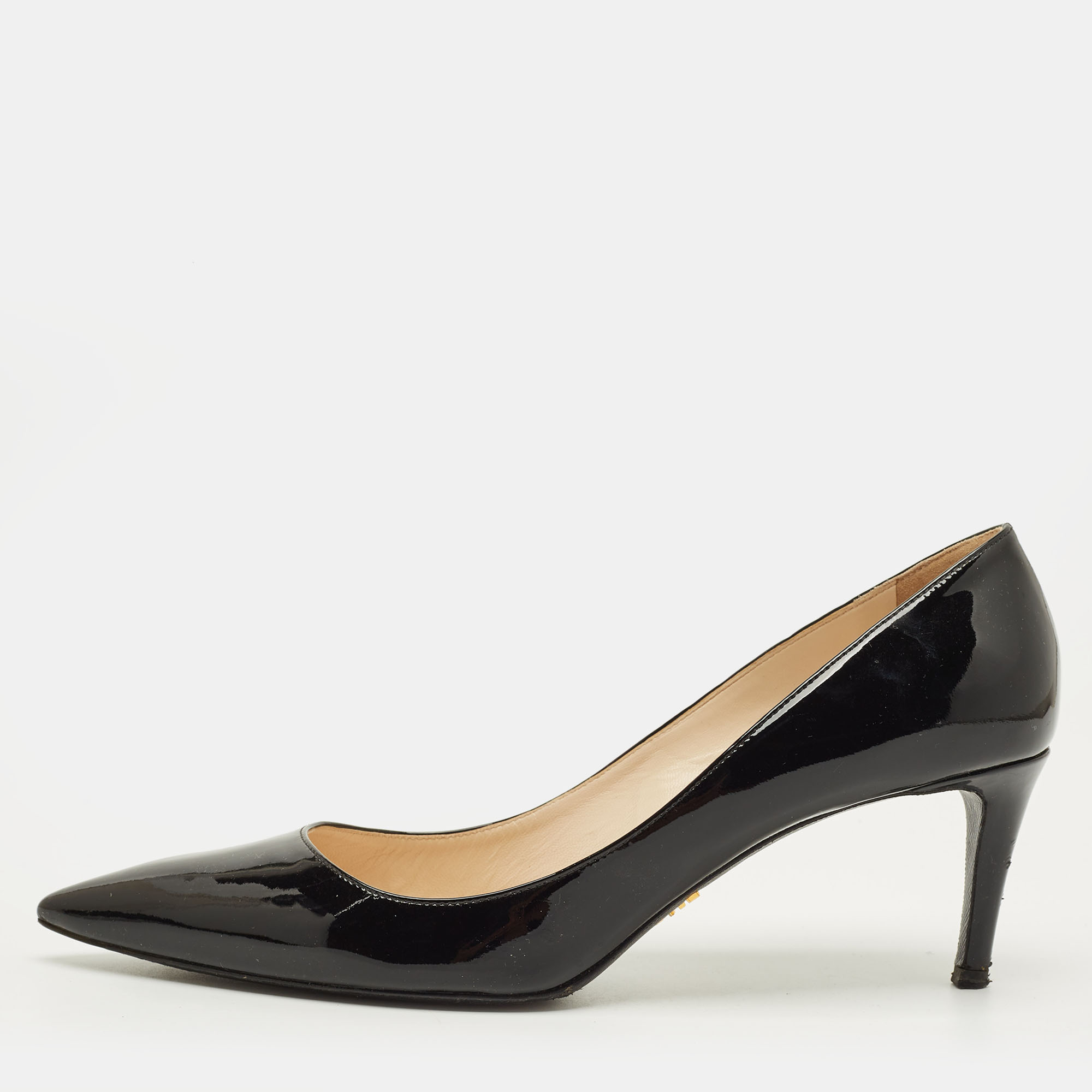 

Prada Size  Black Patent Leather Pointed Toe Pumps