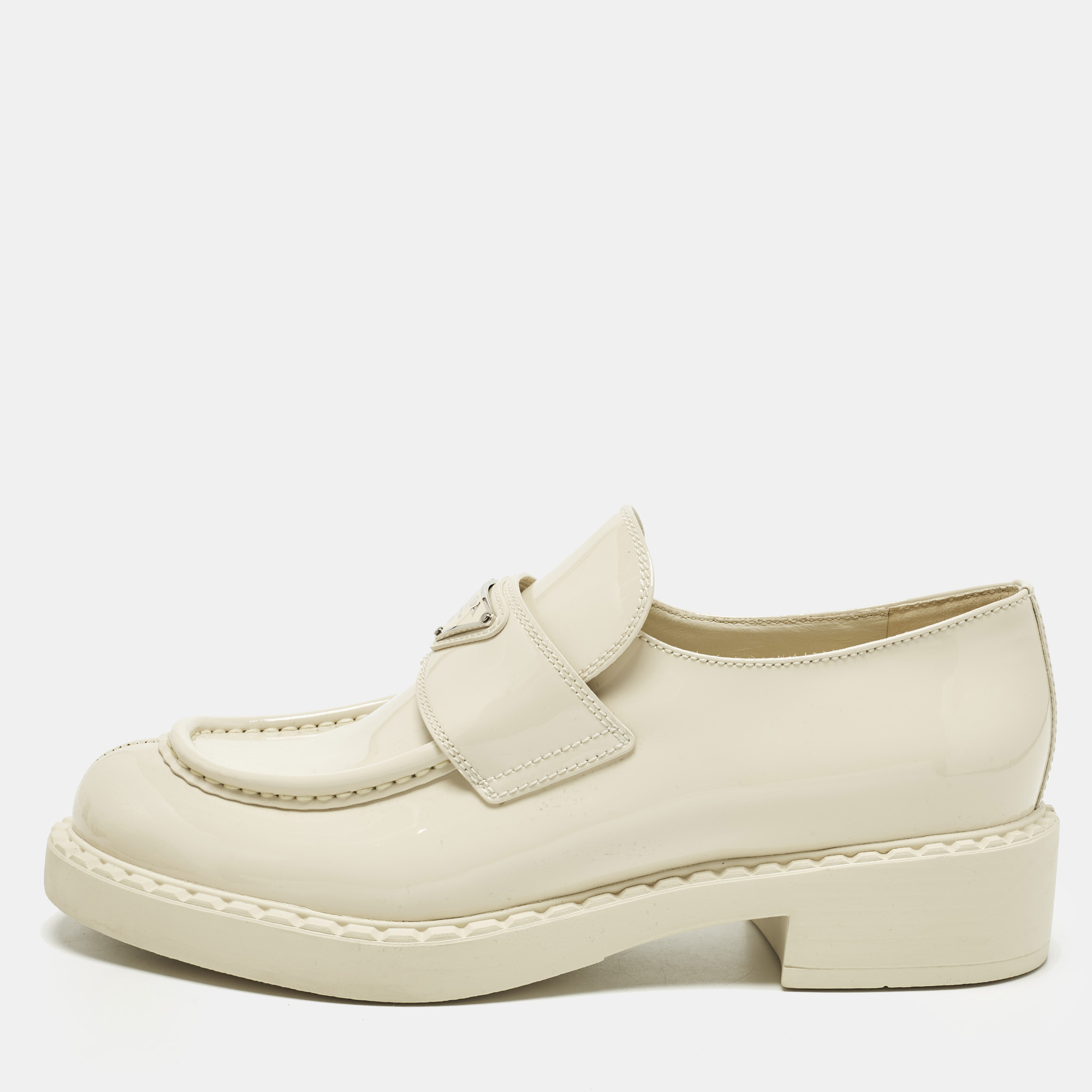 

Prada Monolith Size  Cream Patent Leather Loafers