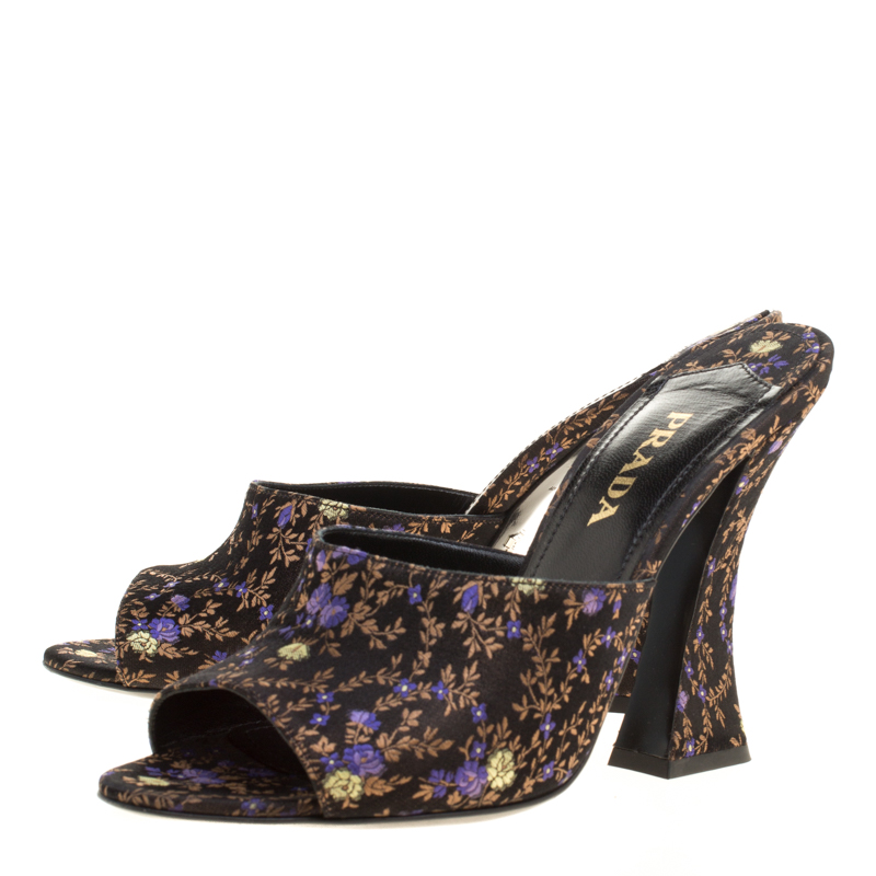 Prada Black Floral Silk Brocade Mule Sandals Size 39 Prada | TLC