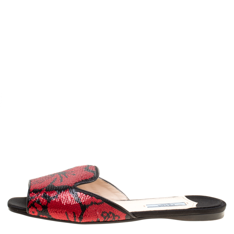 

Prada Black/Red Floral Sequins Embellished Flat Slides Size