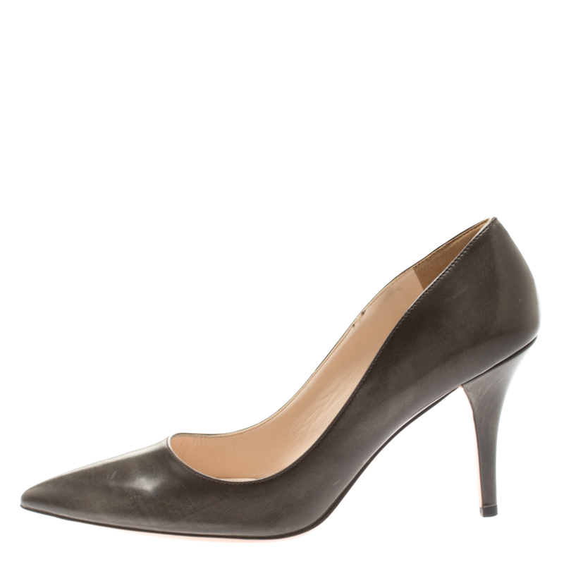 

Prada Brown Leather Pointed Toe Pumps Size