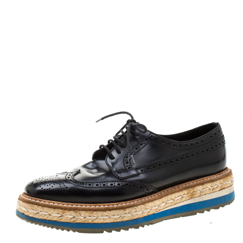 wingtip prada