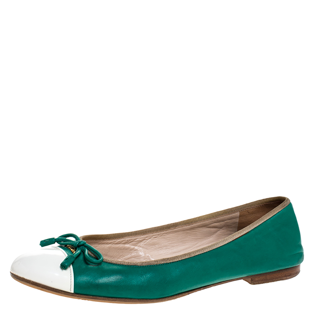 Pre-owned Prada Green/white Leather Bow Cap Toe Ballet Flats Size 38.5