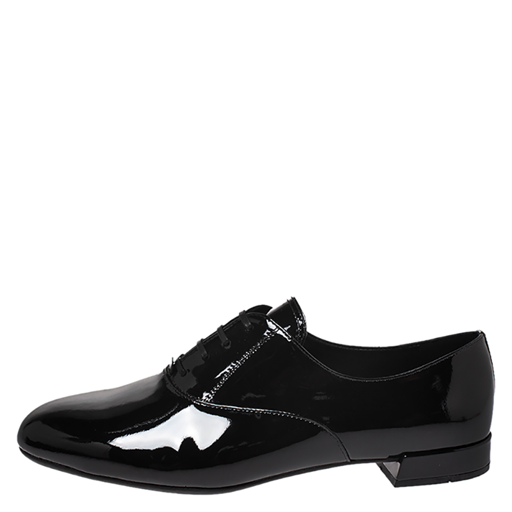 

Prada Black Patent Leather Oxford Round Toe Flats Size