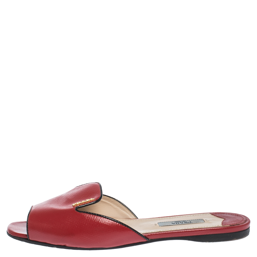 

Prada Red Patent Saffiano Leather Logo Embellished Flat Slides Size