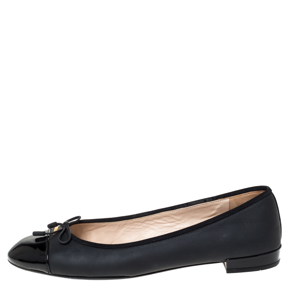 

Prada Black Leather Bow Ballet Flats Size