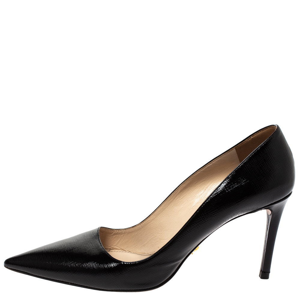 

Prada Black Saffiano Patent Leather Pointed Toe Pumps Size