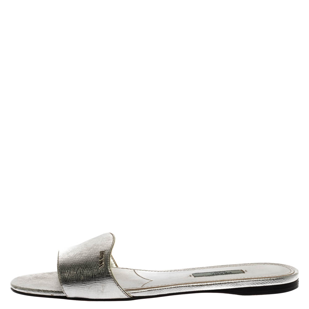 

Prada Silver Saffiano Leather Flat Slide Sandals Size