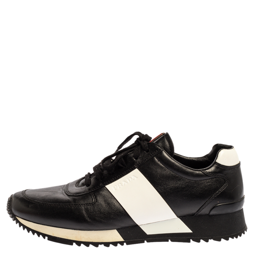 

Prada Black Leather/White Leather Low Top Sneakers Size