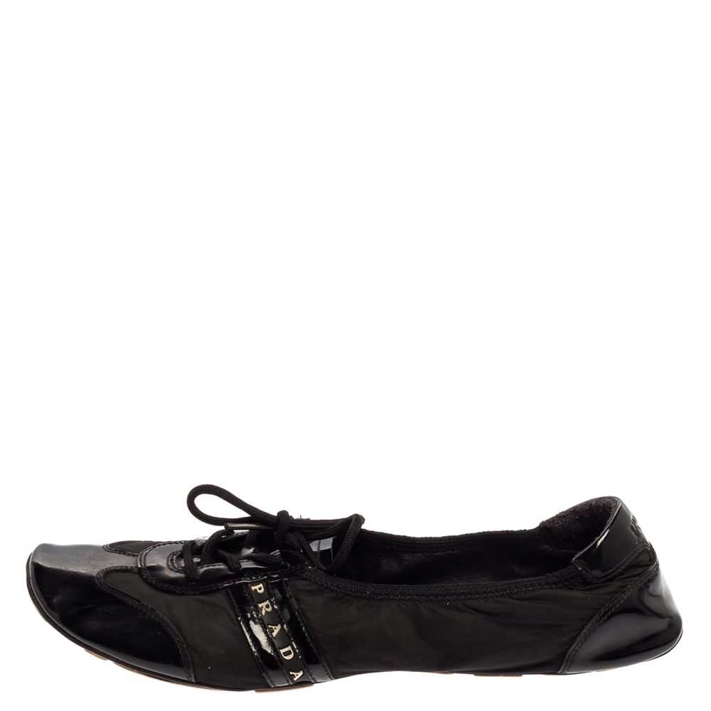 

Prada Black Nylon and Leather Lace Up Flats Size