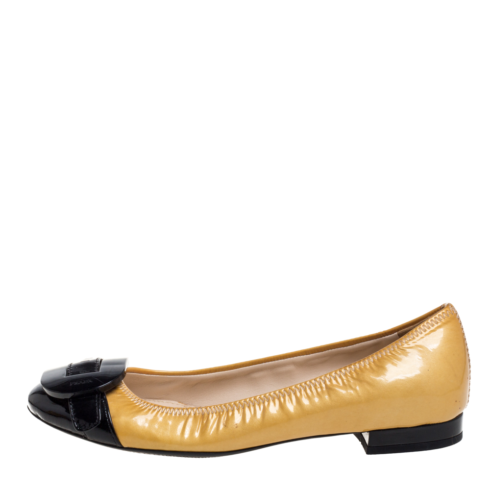 

Prada Yellow/Black Patent Leather Bow Embellishment Ballet Flats Size