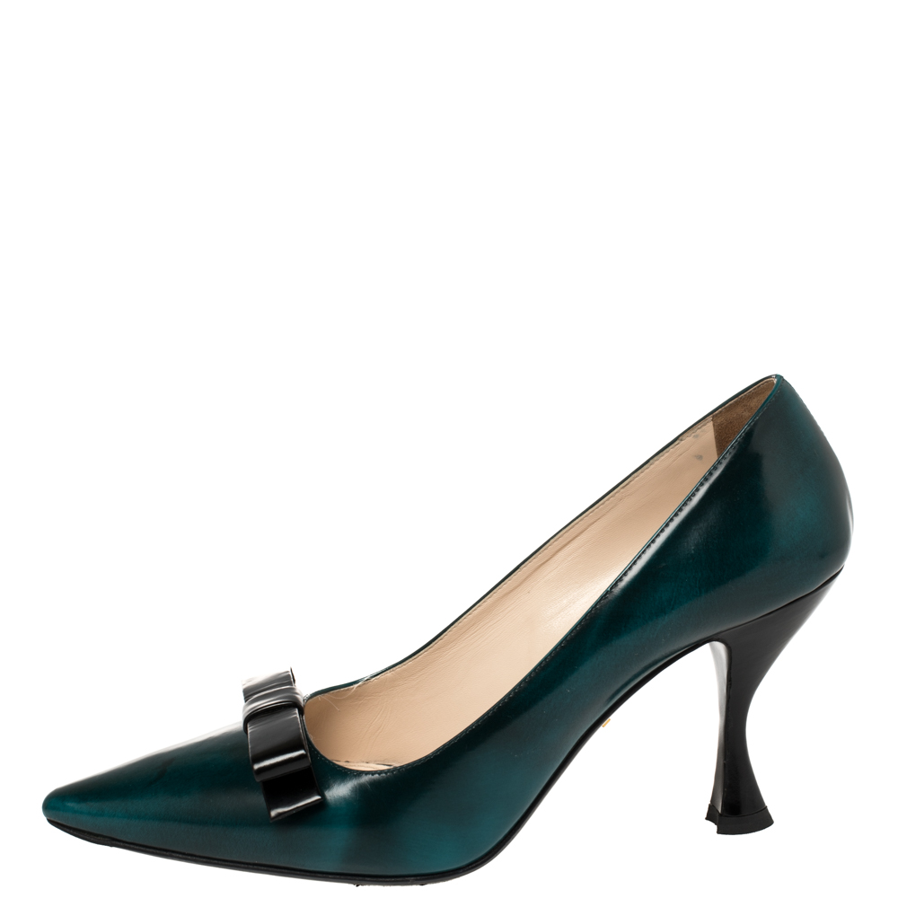 

Prada Dark Green Leather Bow Pointed Toe Pumps Size