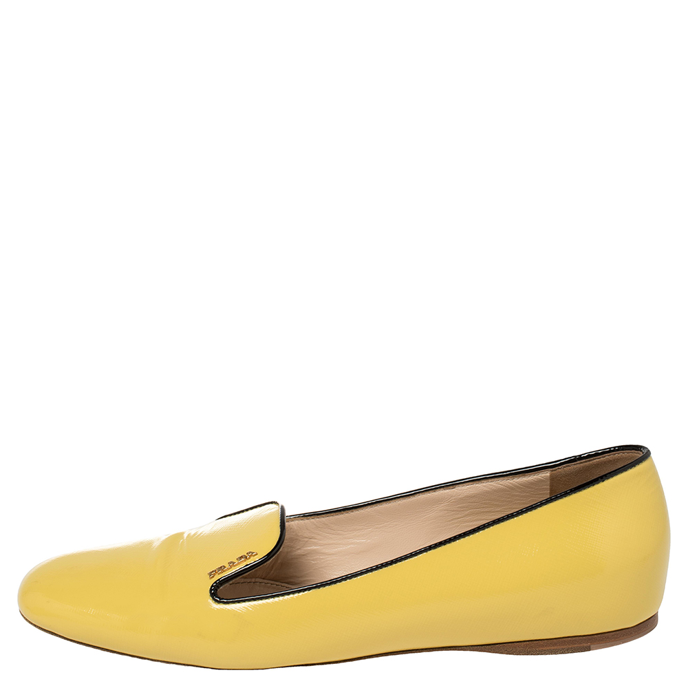 

Prada Yellow Patent Leather Smoking Slippers Size