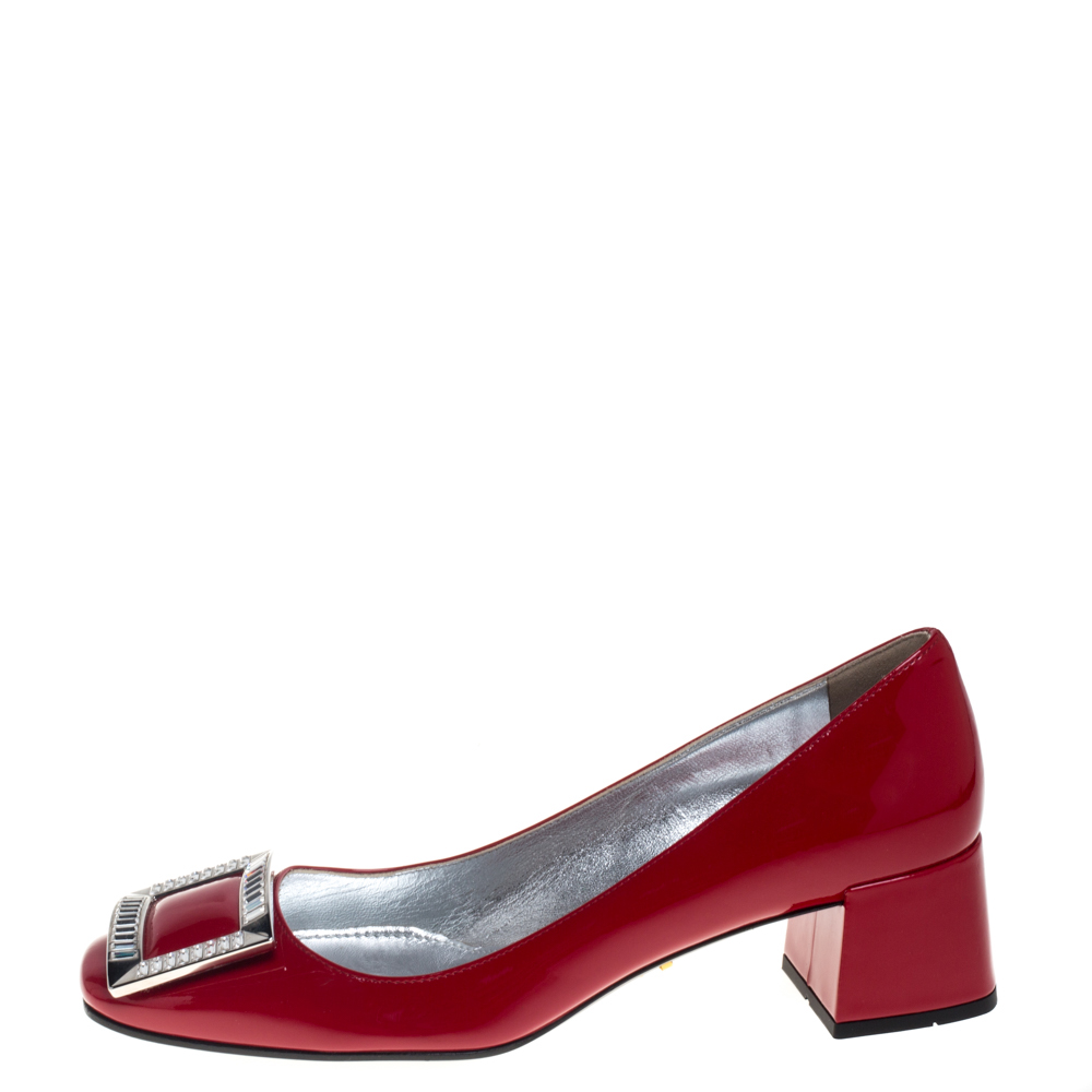 

Prada Red Patent Leather Buckle Detail Pumps Size