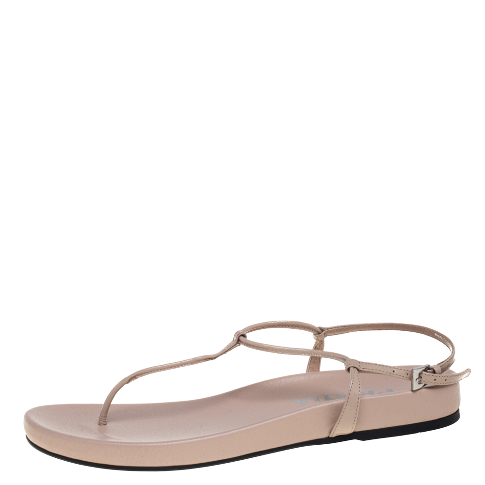 

Prada Beige Patent Leather Thong Sandals Size