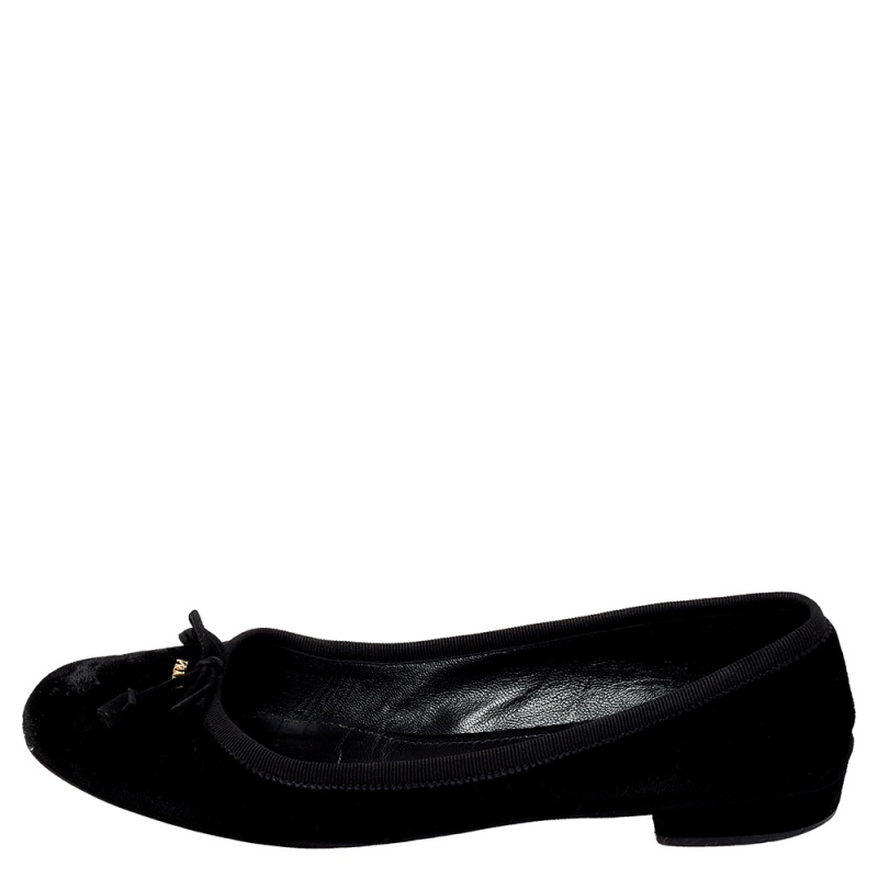 

Prada Black Velvet Bow Ballet Flats Size
