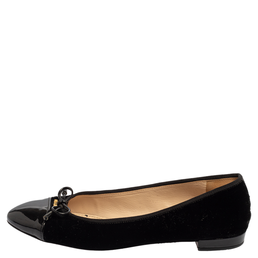 

Prada Black Velvet And Patent Leather Cap Toe Ballet Flats Size